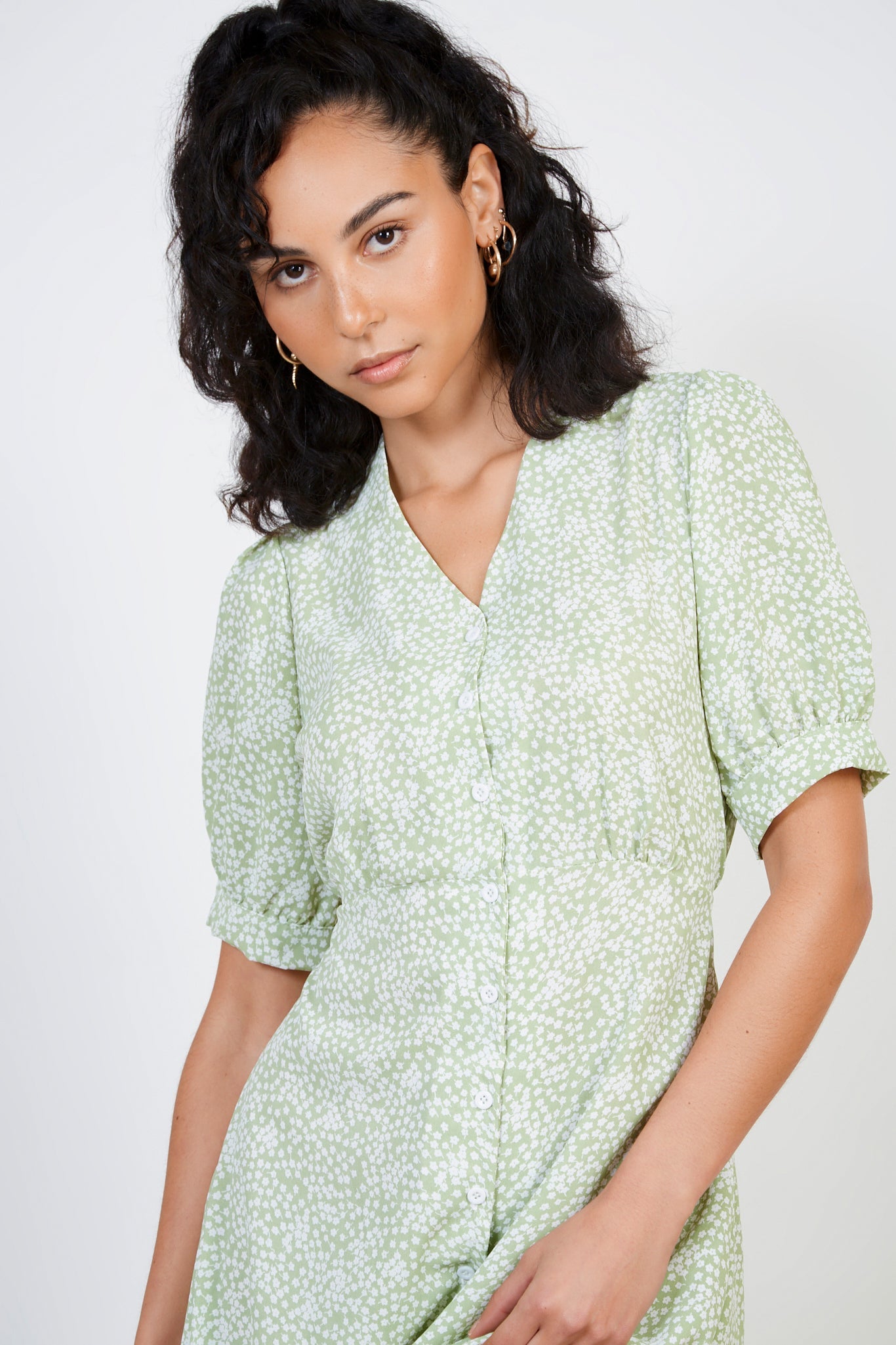 Light green floral print button front dress_3