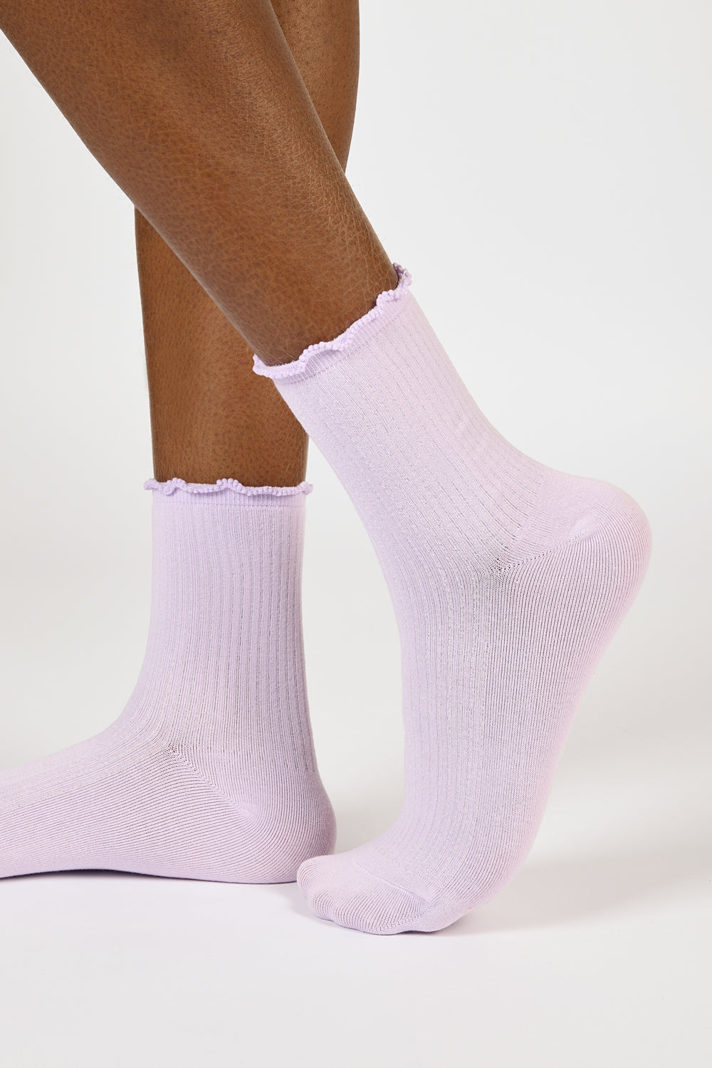 Lilac lettuce trim classic socks_1