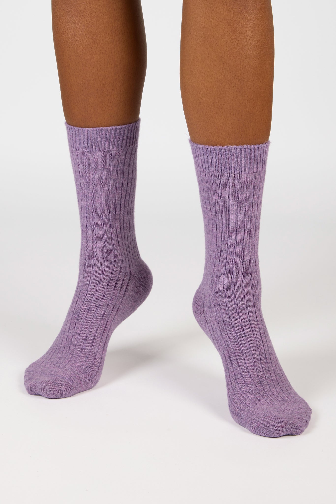 Lilac ribbed cashmere wool blend socks_4
