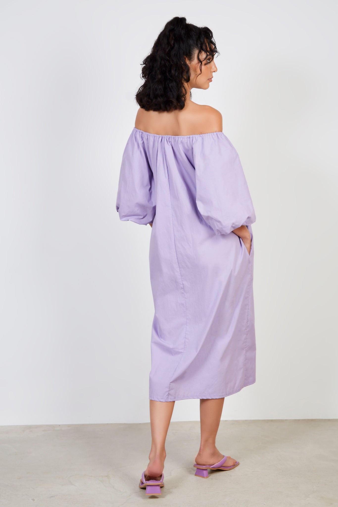 Lilac giant puff sleeve dress_2