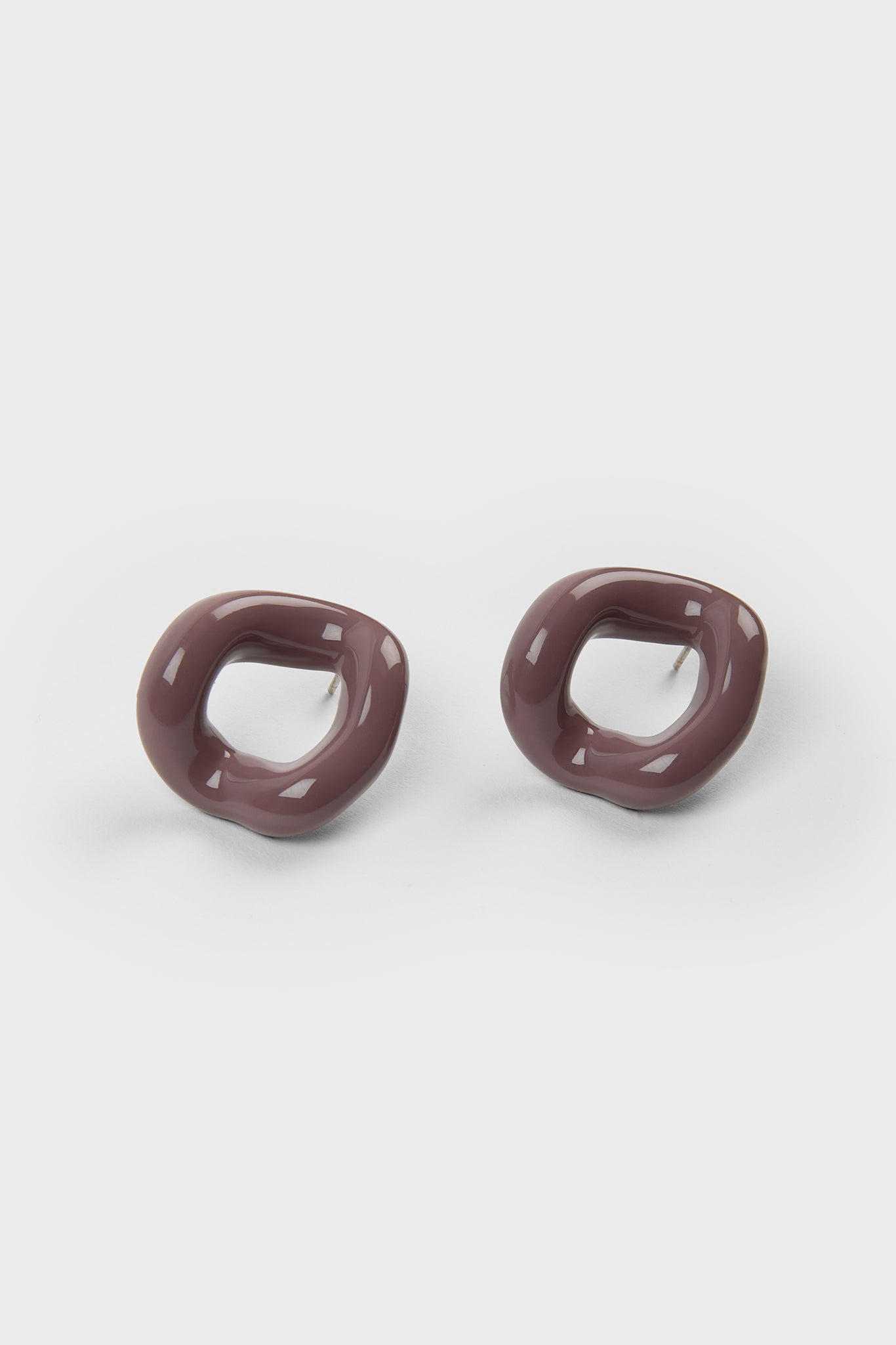 Mauve thick organic circle earrings_1