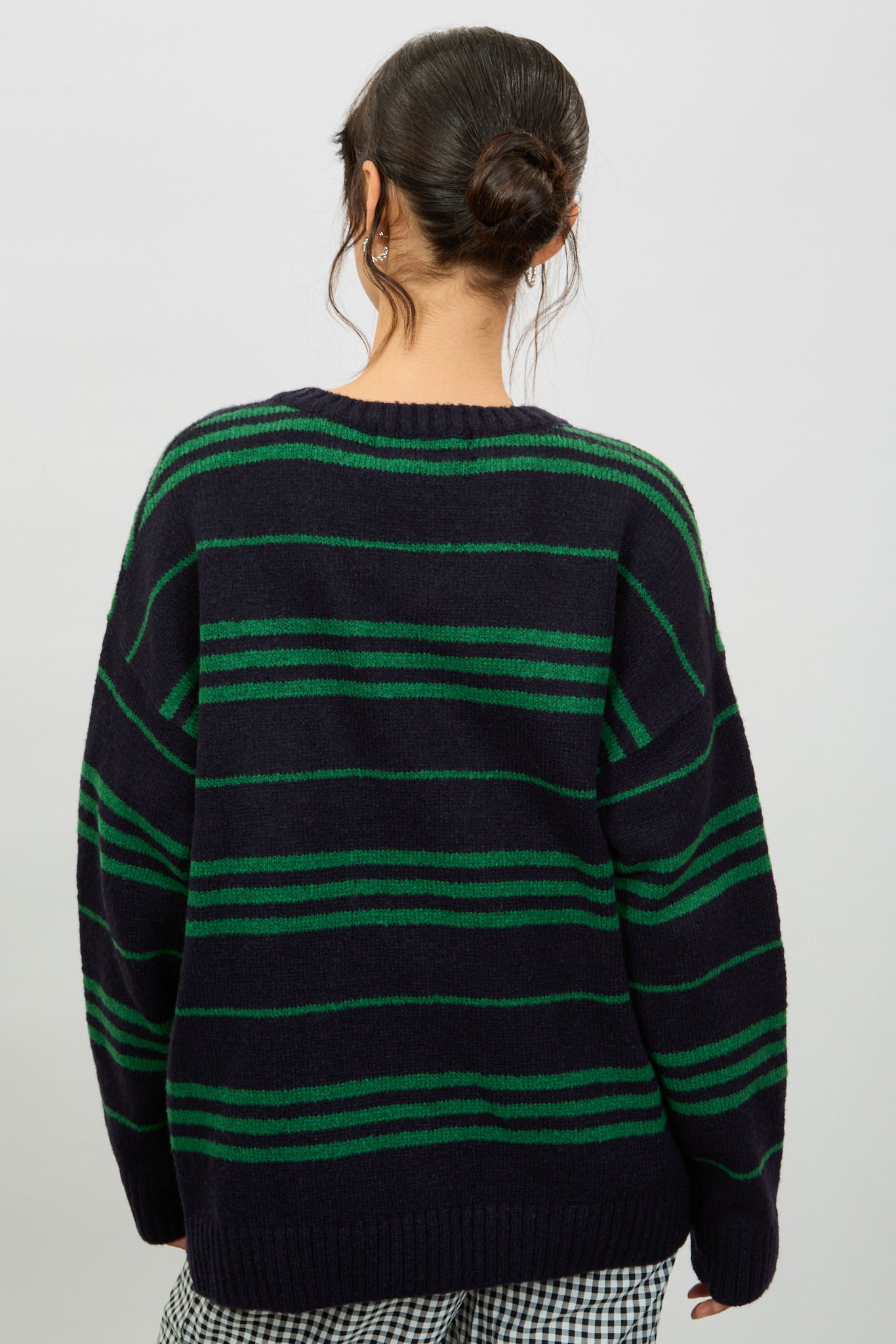 Navy and green striped V-neck jumper_2