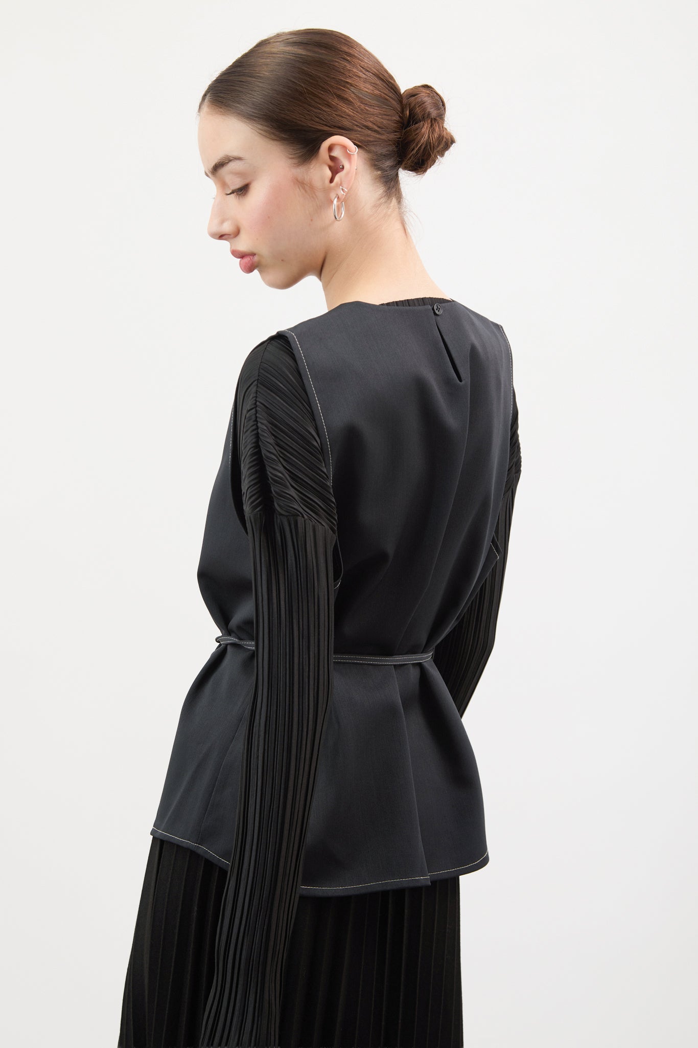 Navy and white contrast stitch cross detail tie waist top_2