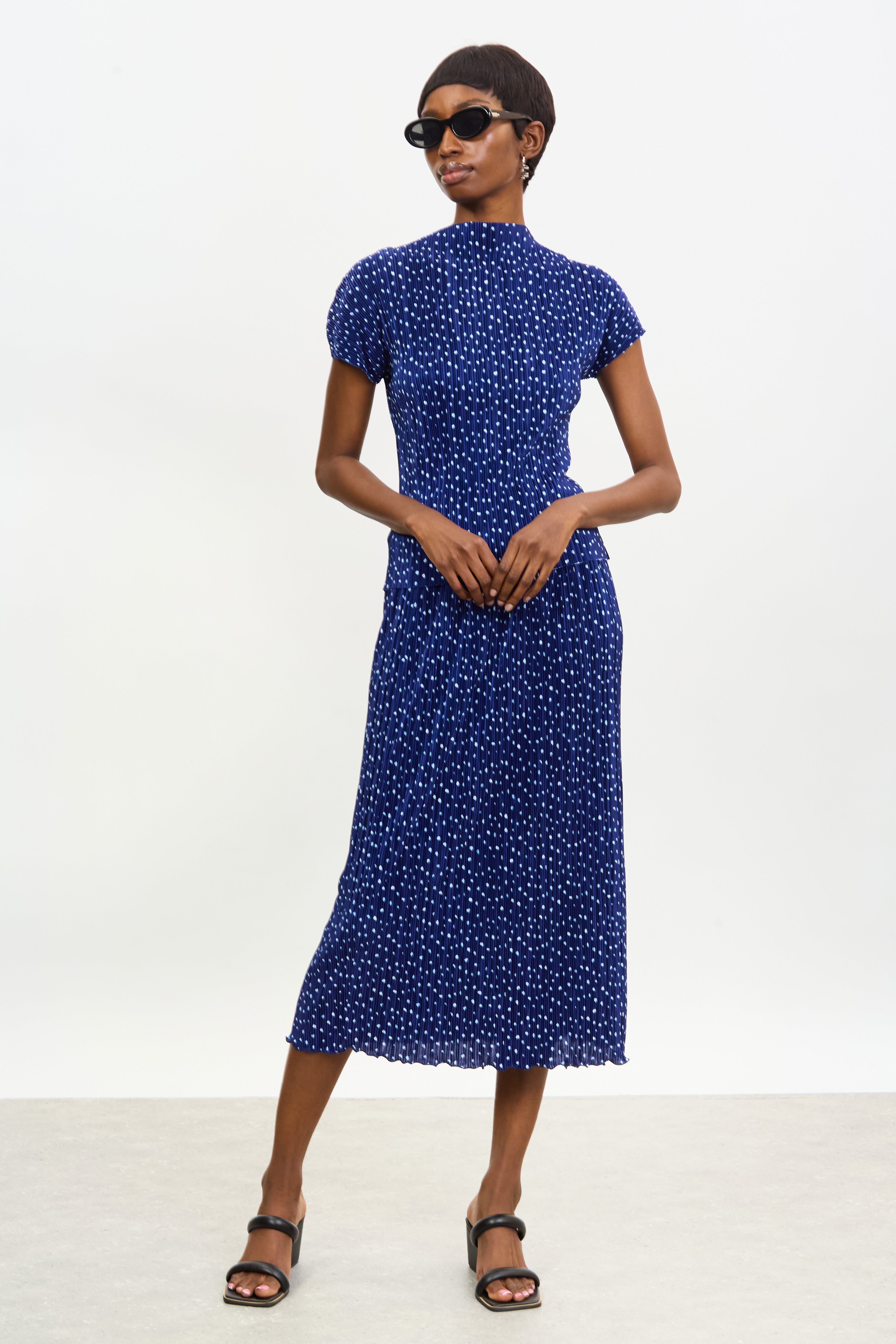 Navy blue and ivory polka dot ribbed short sleeved top_5