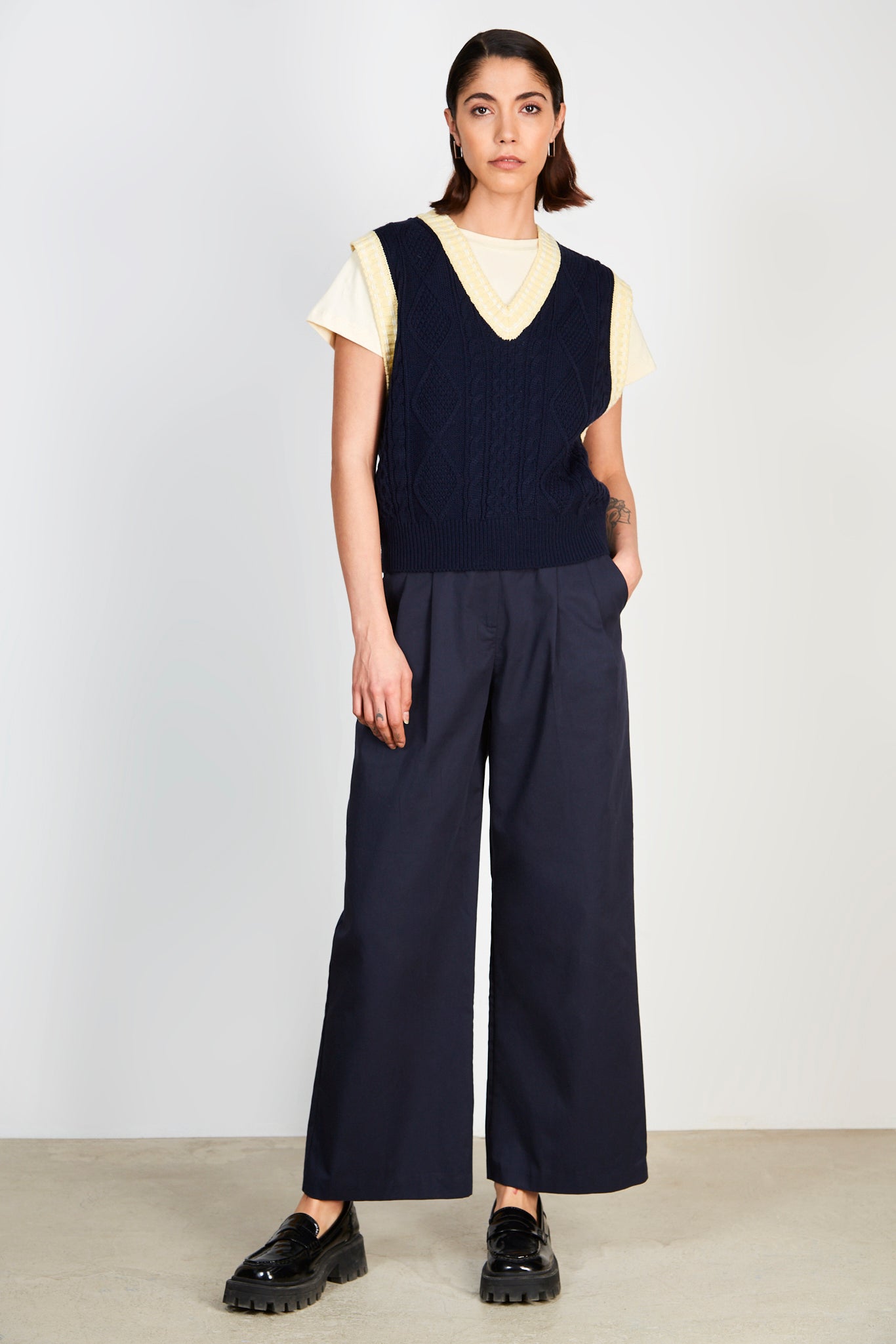 Navy blue and yellow varsity trim sweater vest_5