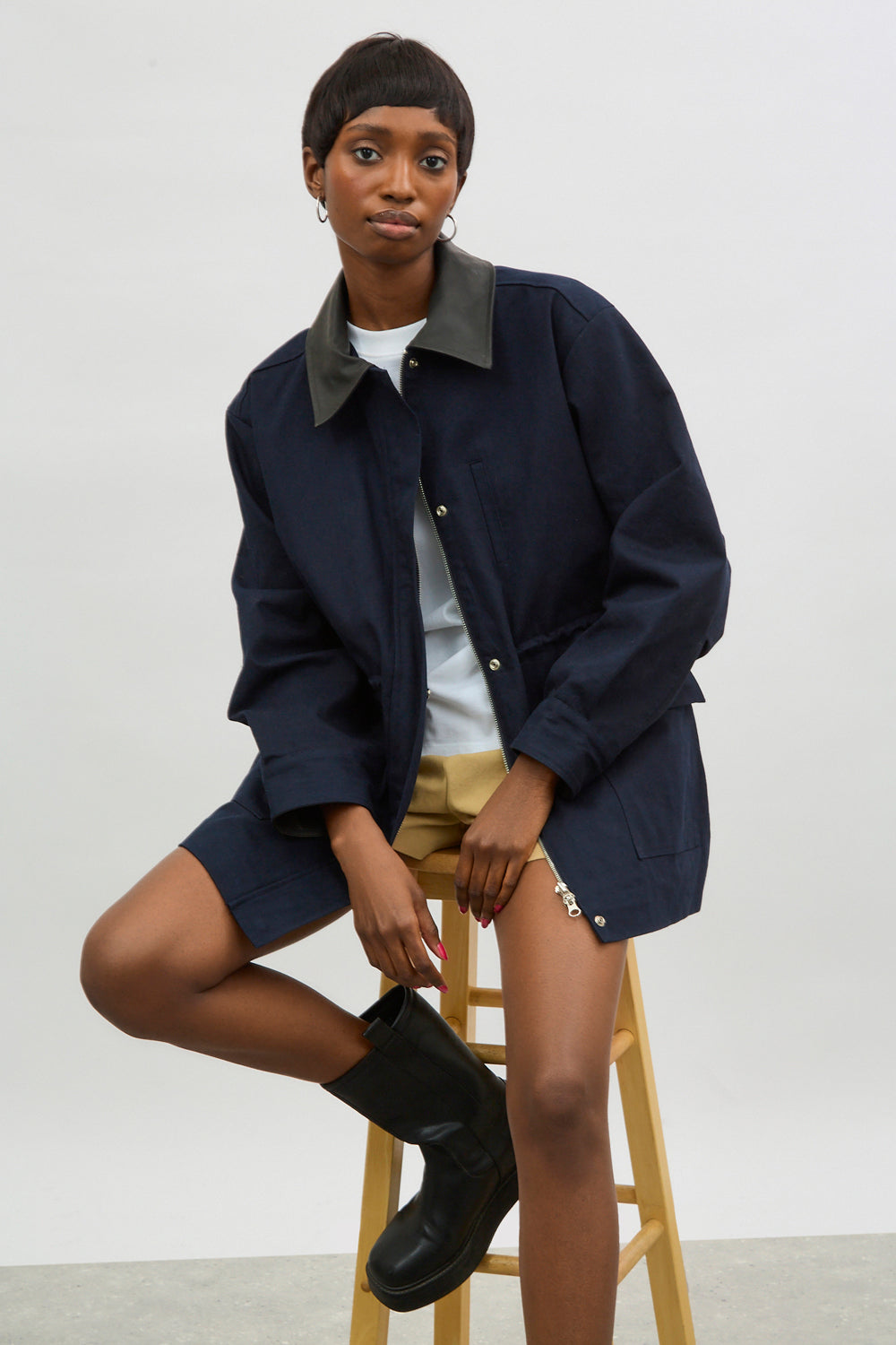 Navy blue contrast vegan leather collar jacket_6