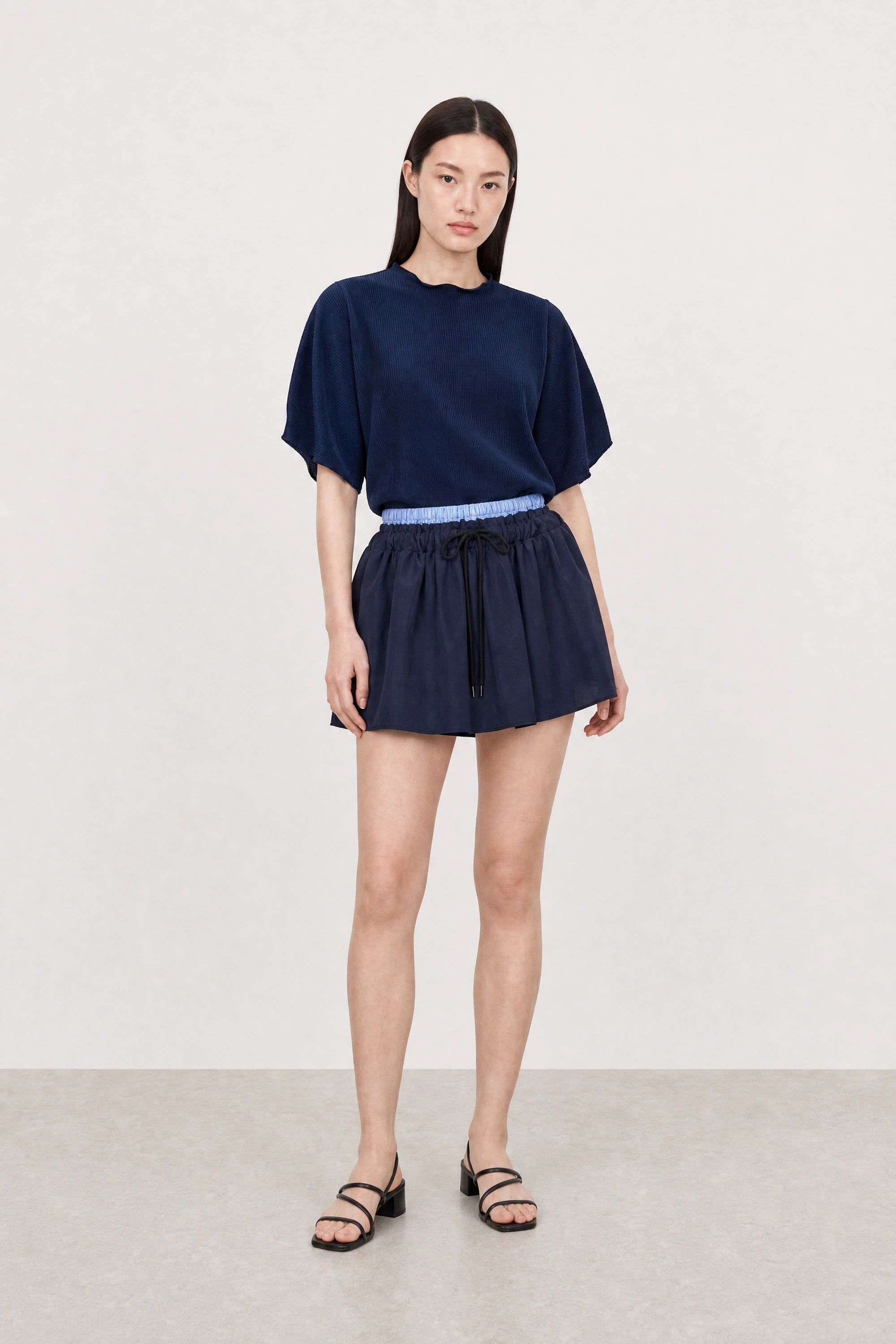 Navy blue ribbed mock neck blouson sleeve top_4
