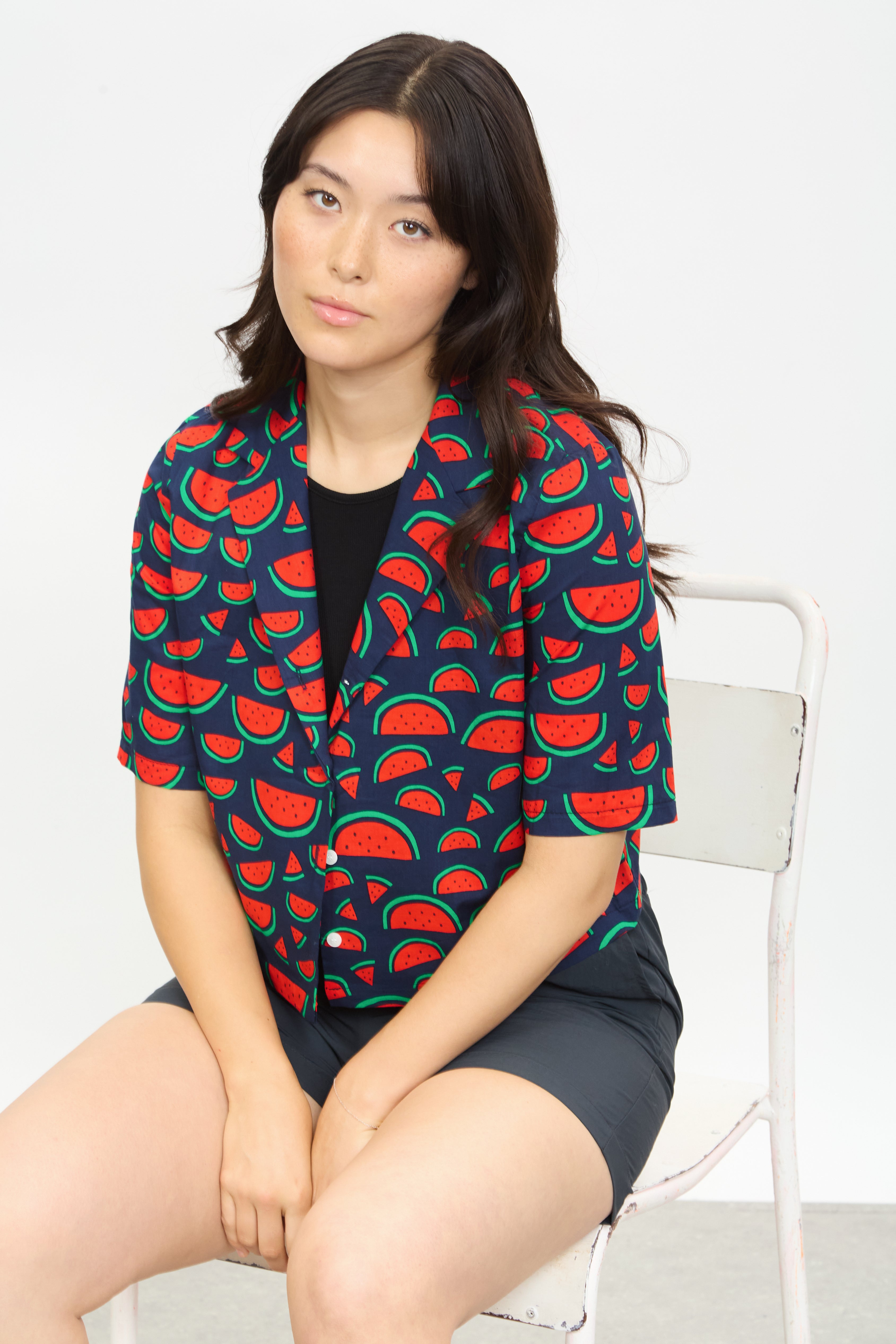 Navy watermelon salad short sleeved shirt_5