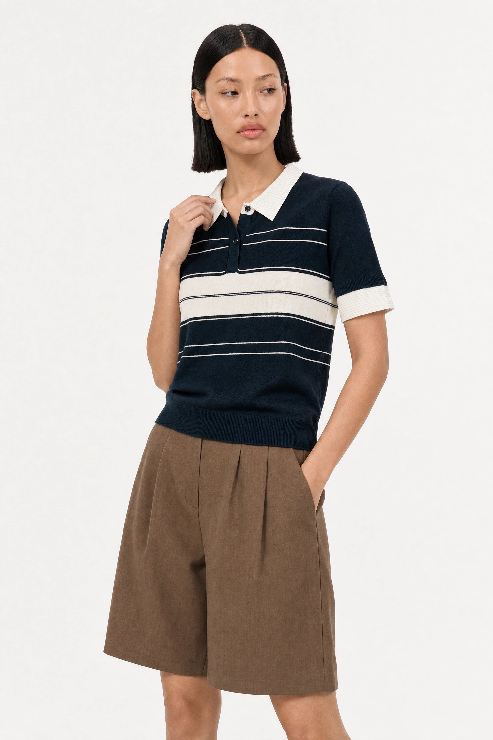 Navy blue and ivory striped contrast collar knit polo_3