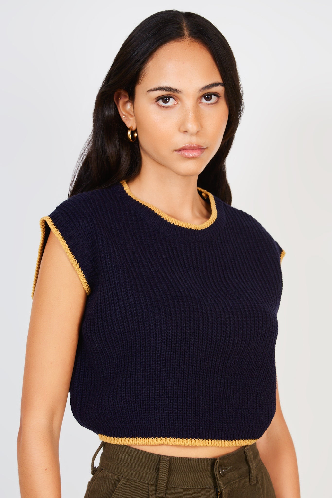 Navy and beige trim open tie back sweater vest_2