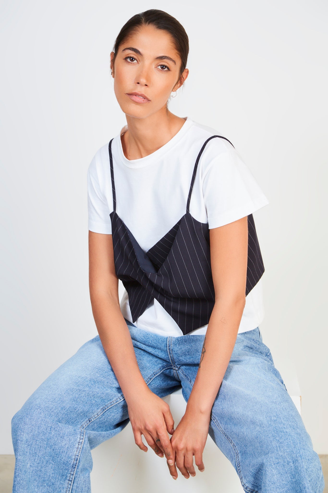 Navy blue and white pinstripe tank top_4