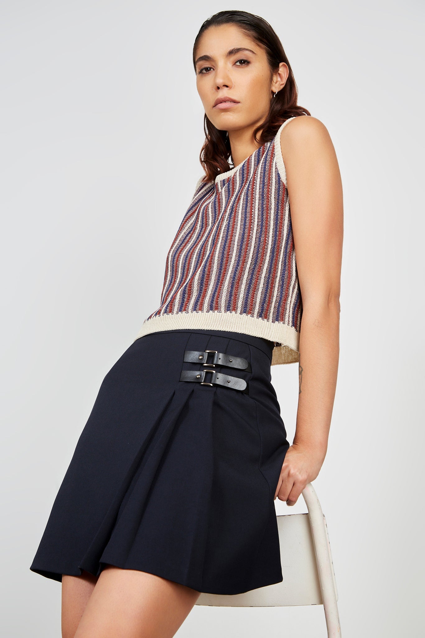 Navy double buckle pleated mini skirt_1