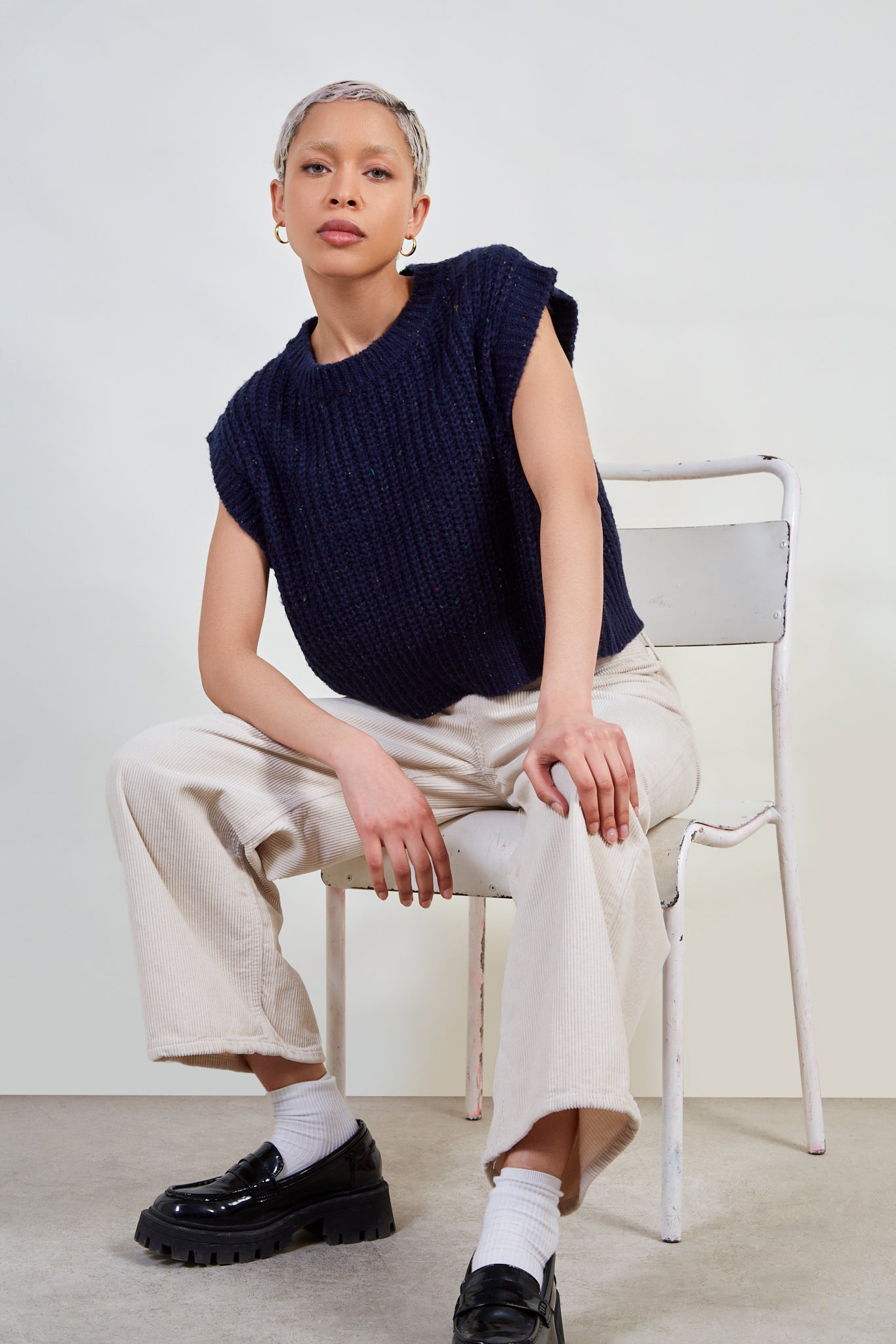 Navy flecked ribbed sweater vest_5