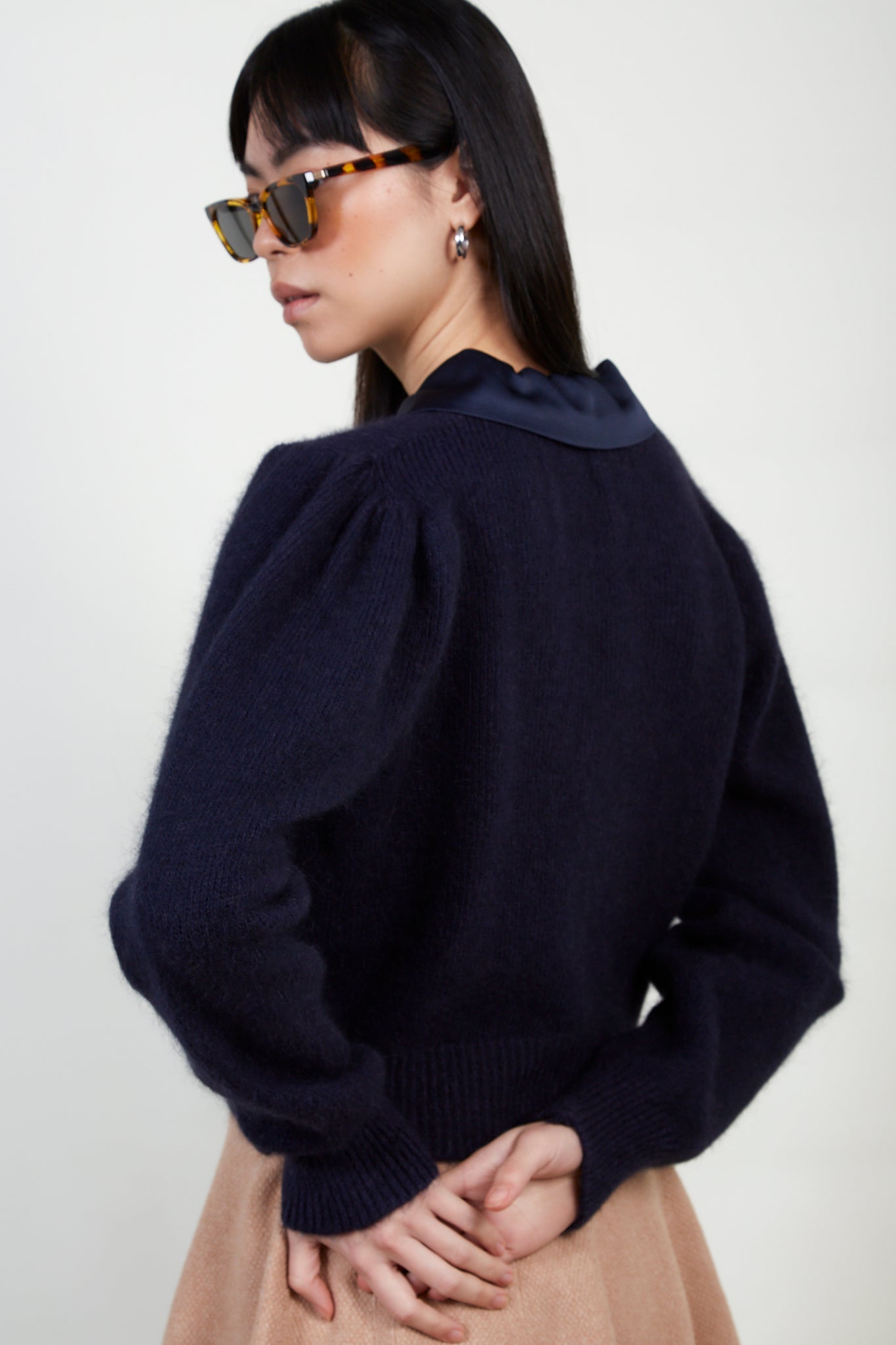 Navy silky collar angora cardigan_4