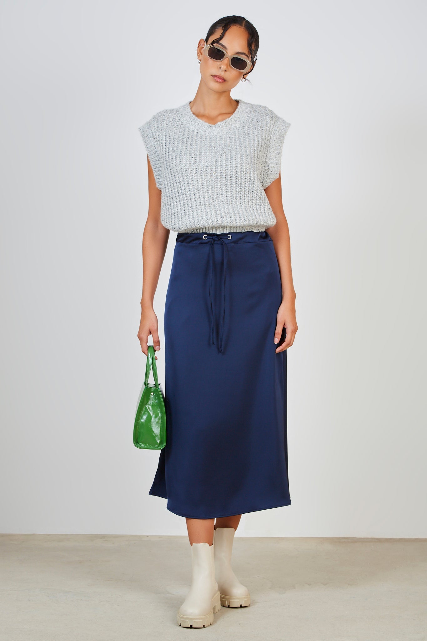 Navy silky tie waist skirt_3