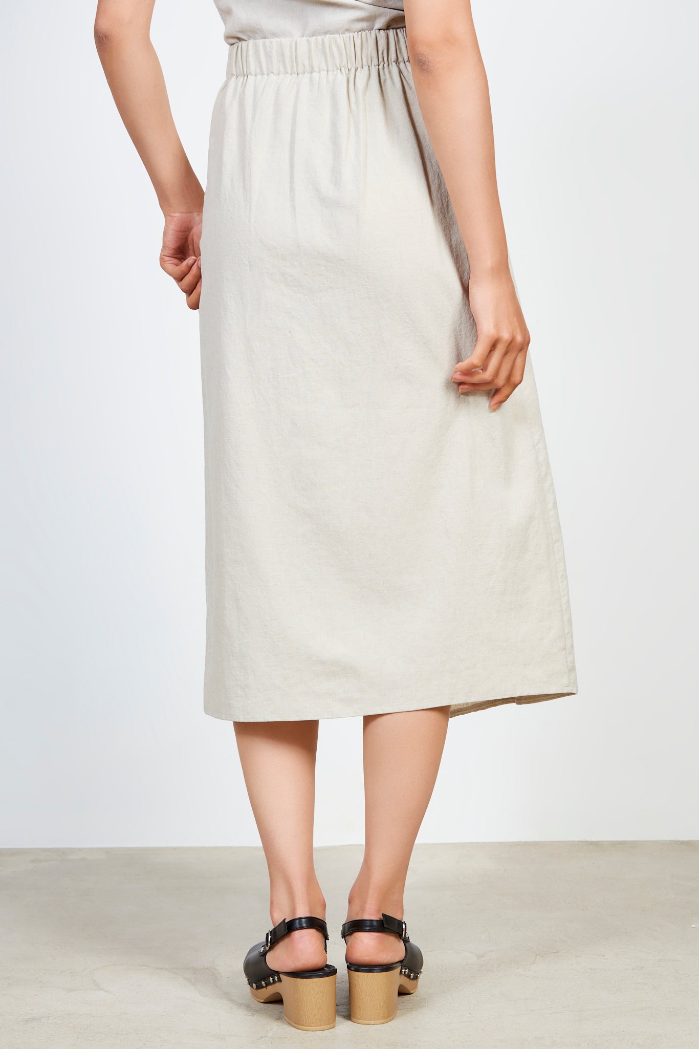 Oatmeal slit front skirt_3