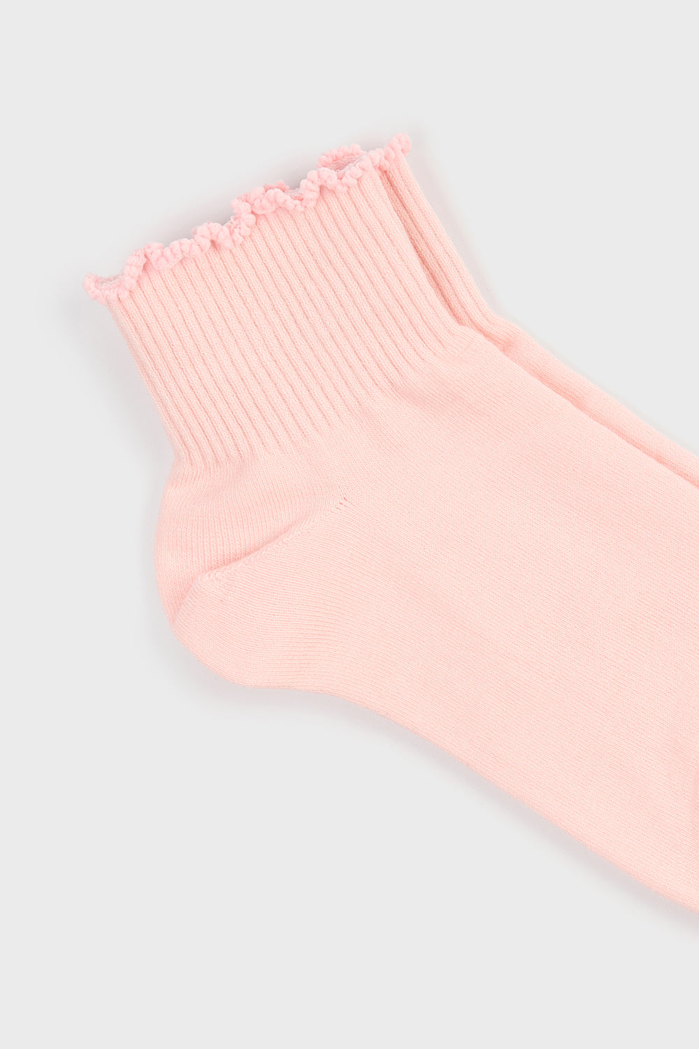 Pale pink lettuce trim ankle socks_4