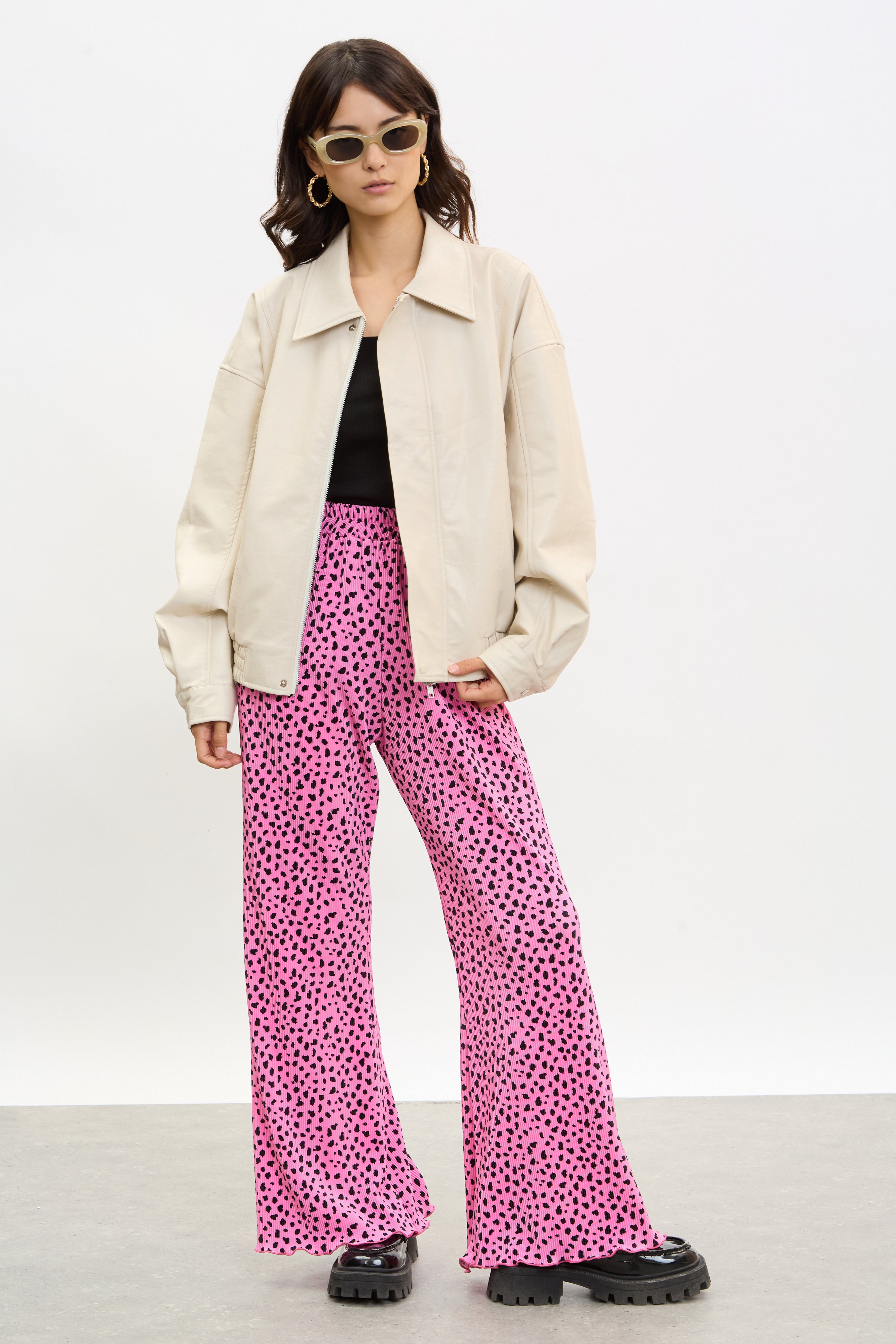 Pink and black dot print ribbed trousers_4
