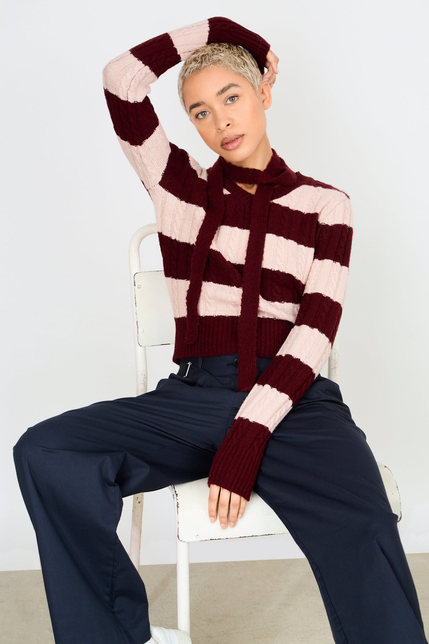 Pink and burgundy cable knit V neck jumper_1