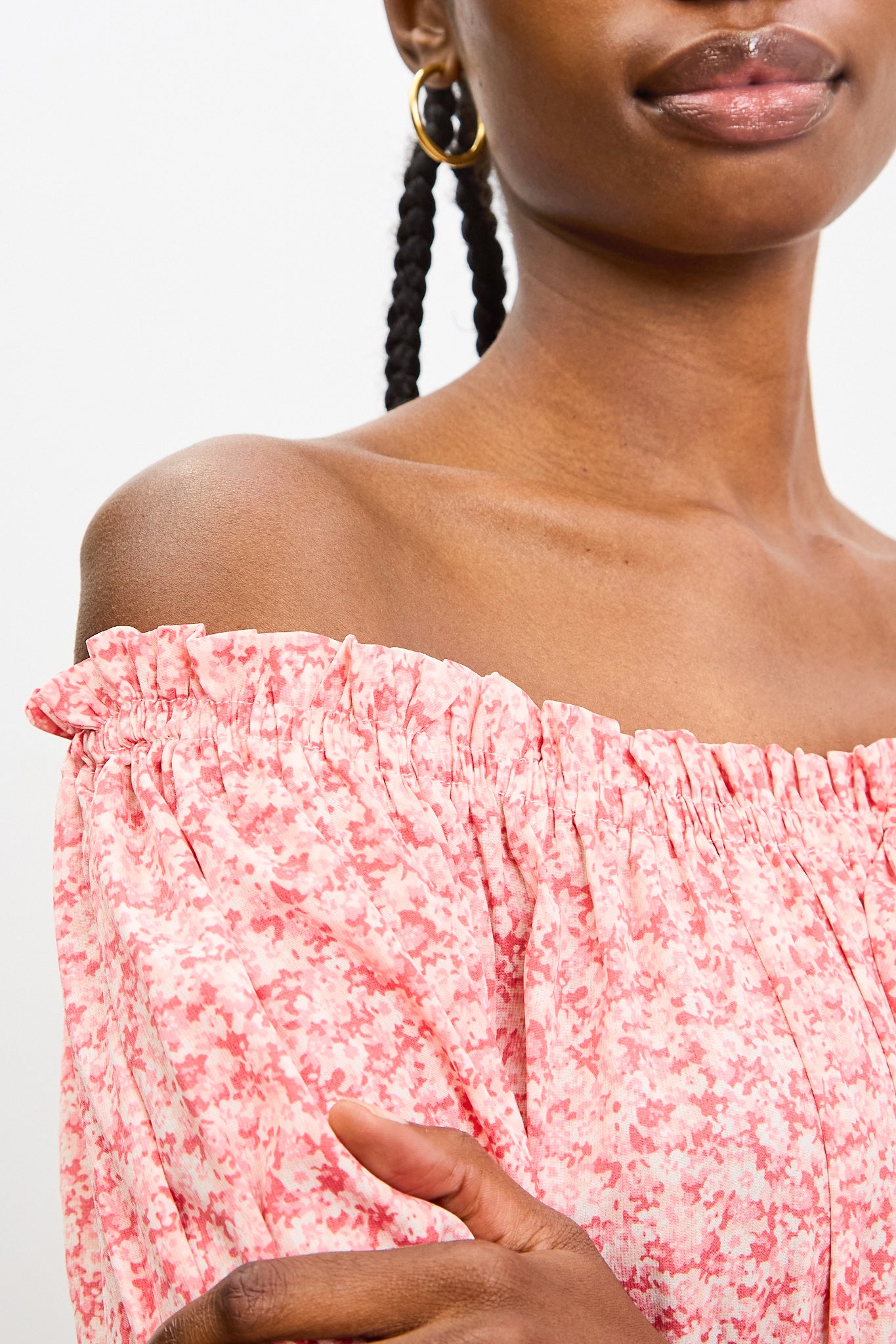 Pink and ivory ditsy floral off shoulder midi dress_4