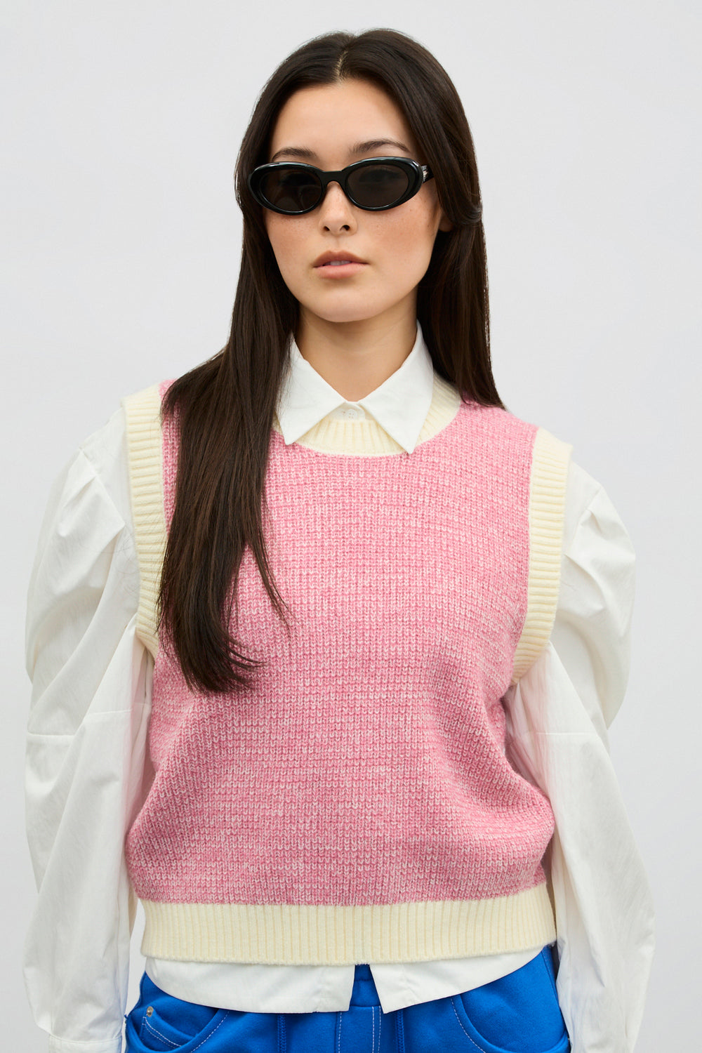 Pink and ivory mix knit sweater vest_1
