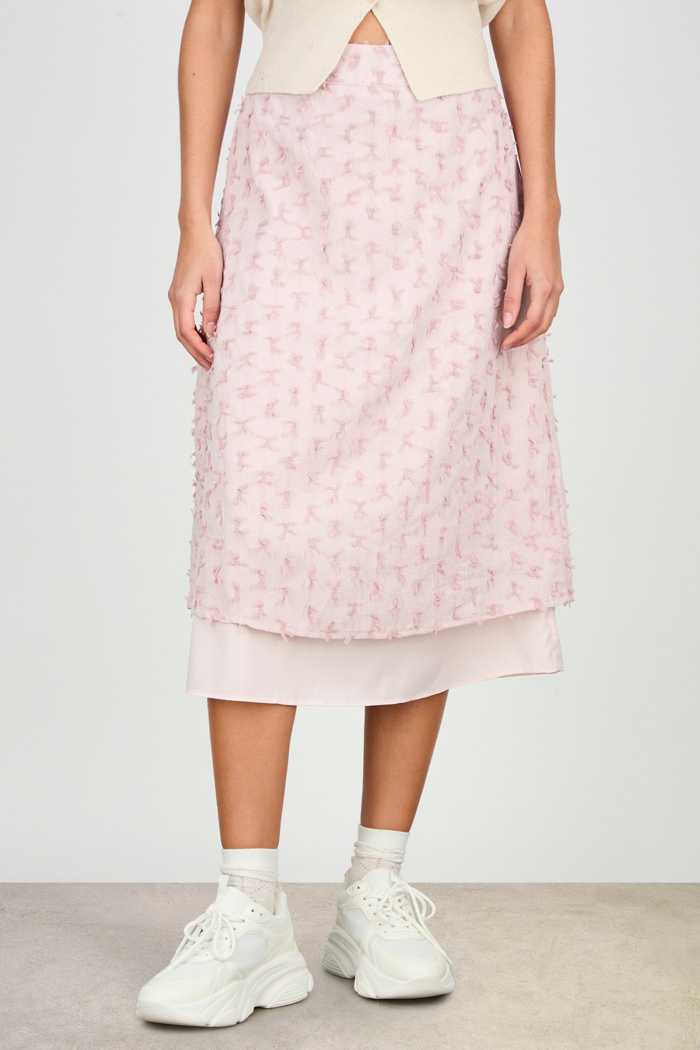 Pink on pink ribbon motif skirt_1