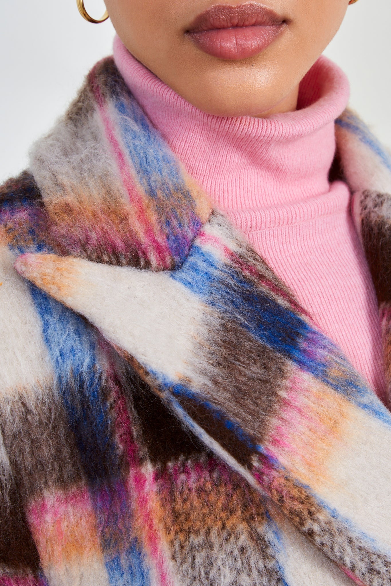 Pink and brown bold checked wool blend coat_5