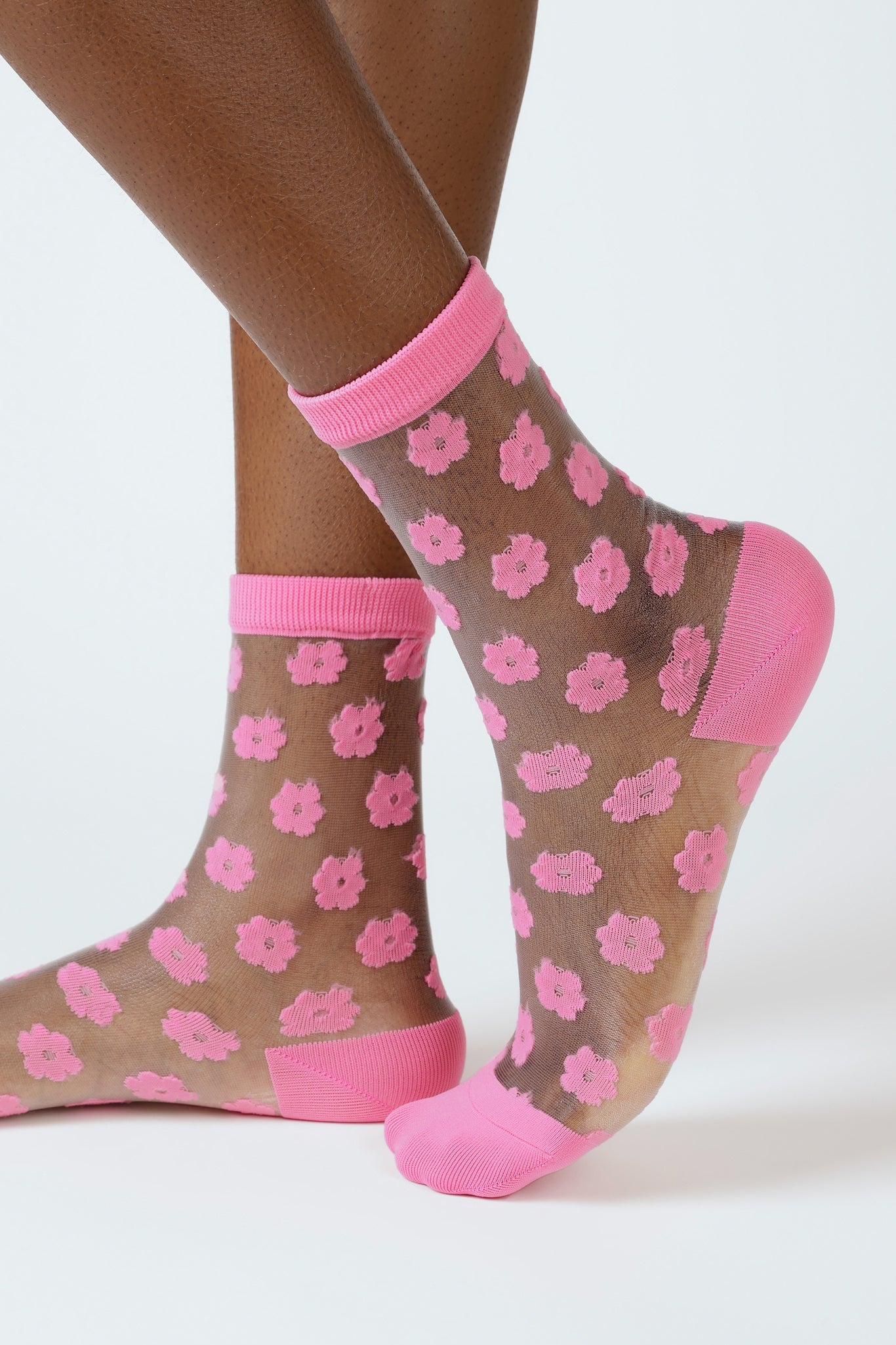 Pink sheer tiny flower socks_1
