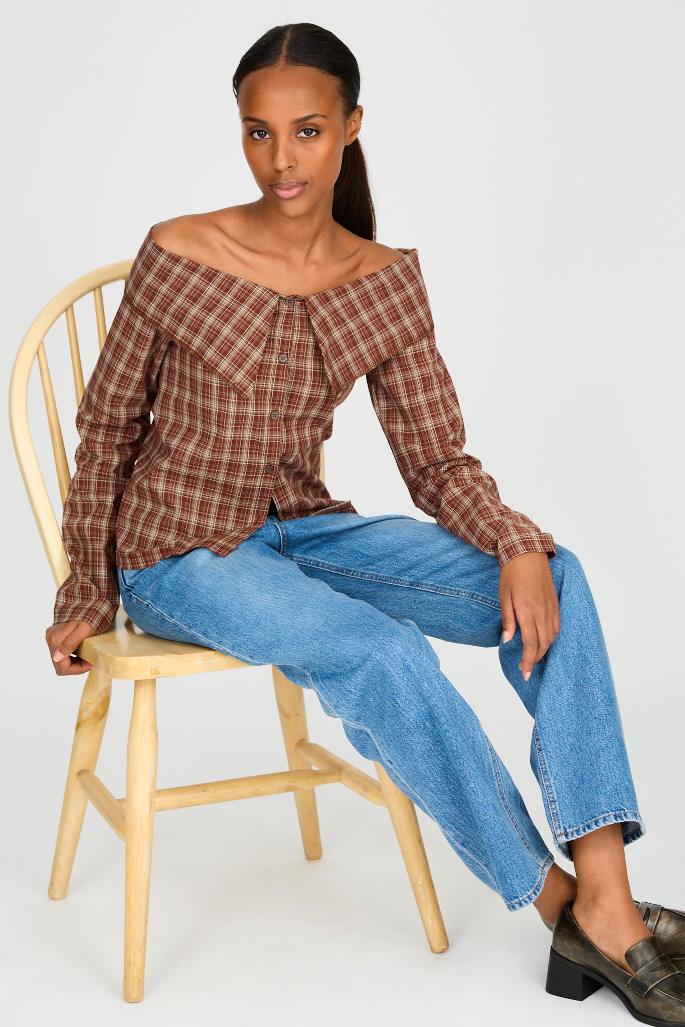 Red and gray plaid large collar off shoulder shirt blouse_5