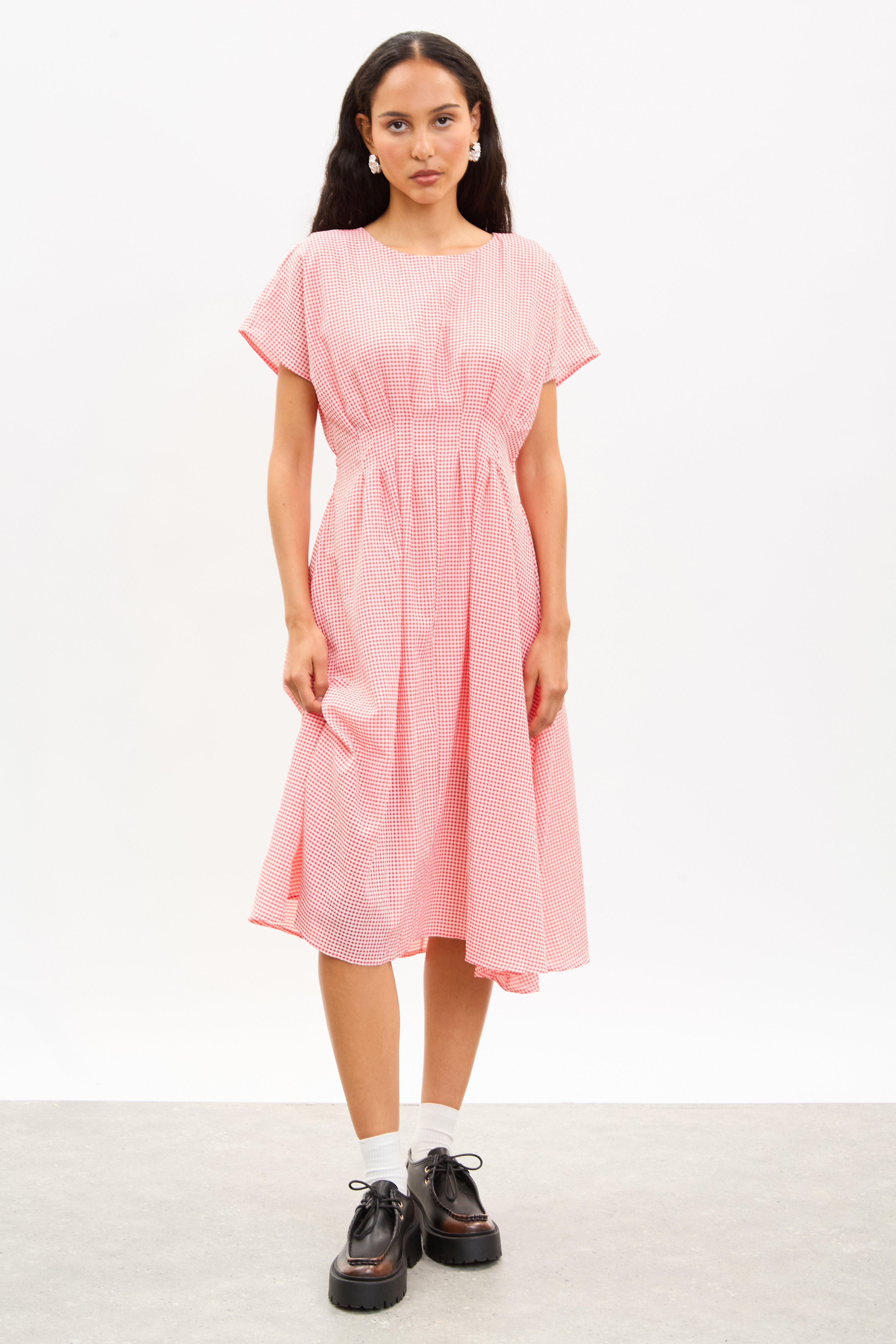 Red and white gingham pleated waist dress_1