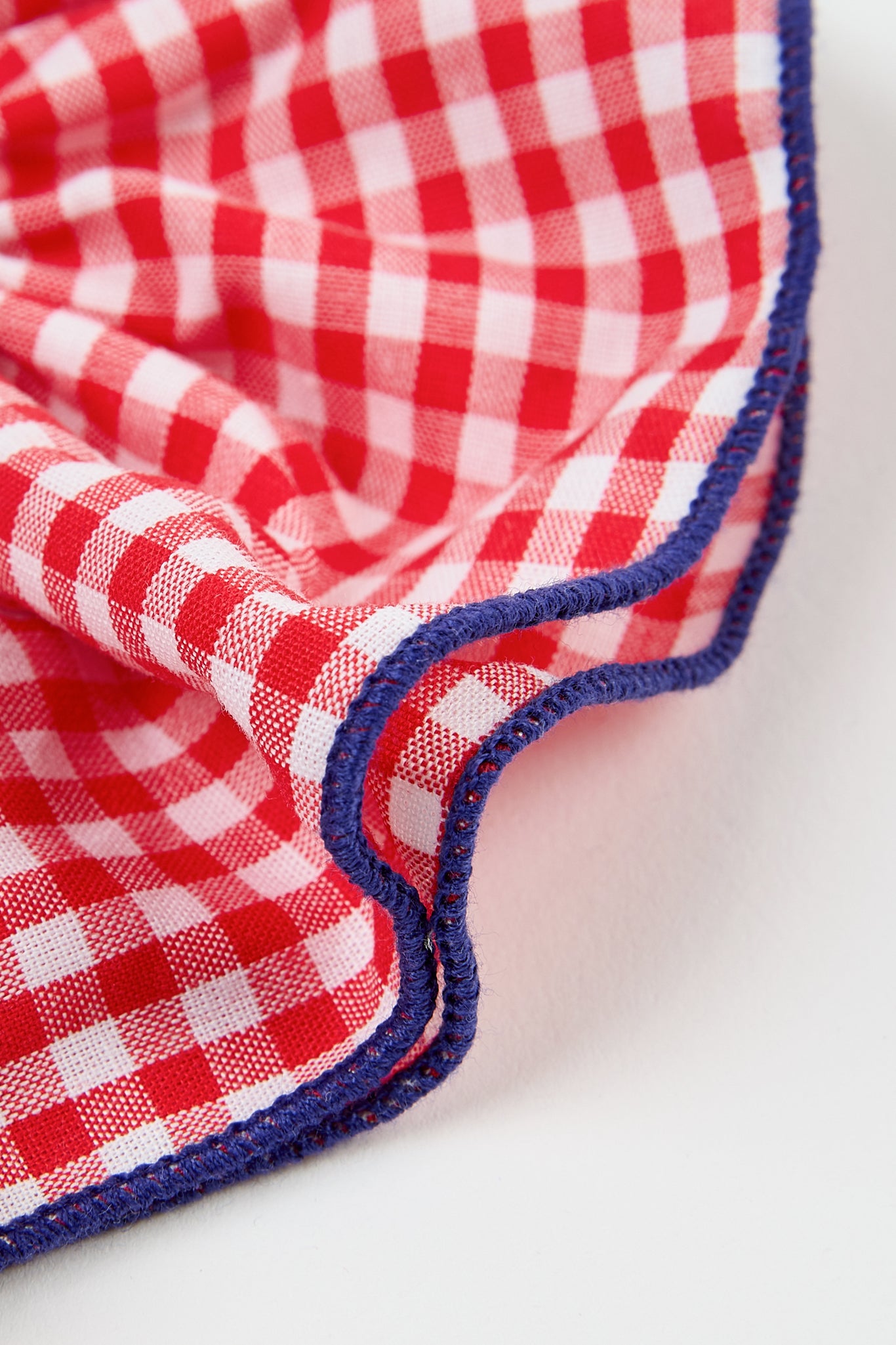 Red gingham and navy trim scrunchie_2