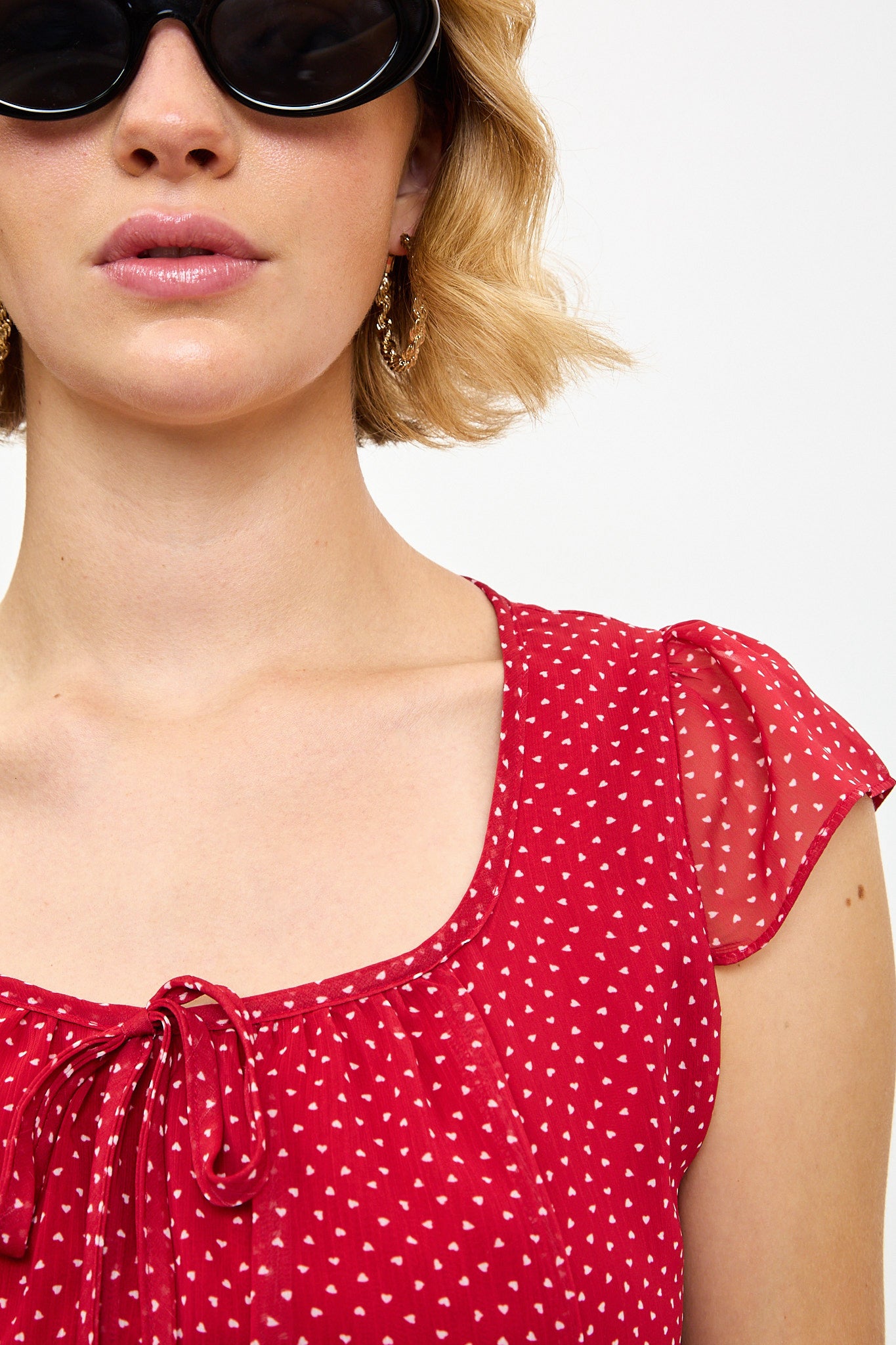 Red polka dot cap sleeve mini dress_4