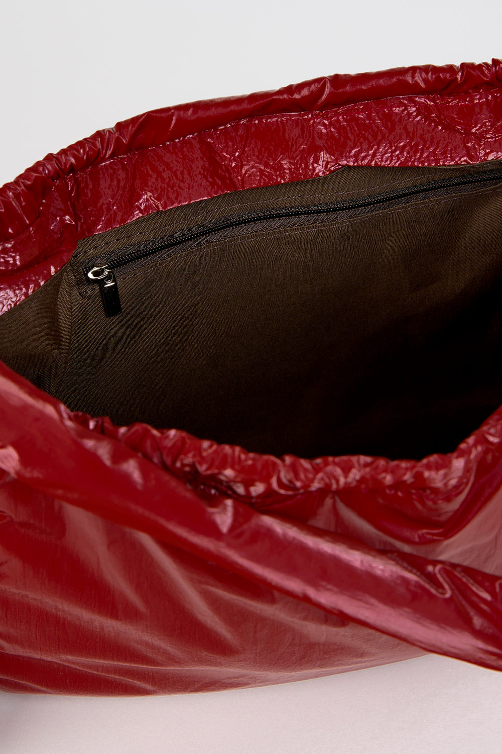 Red shiny puffer shoulder bag_4