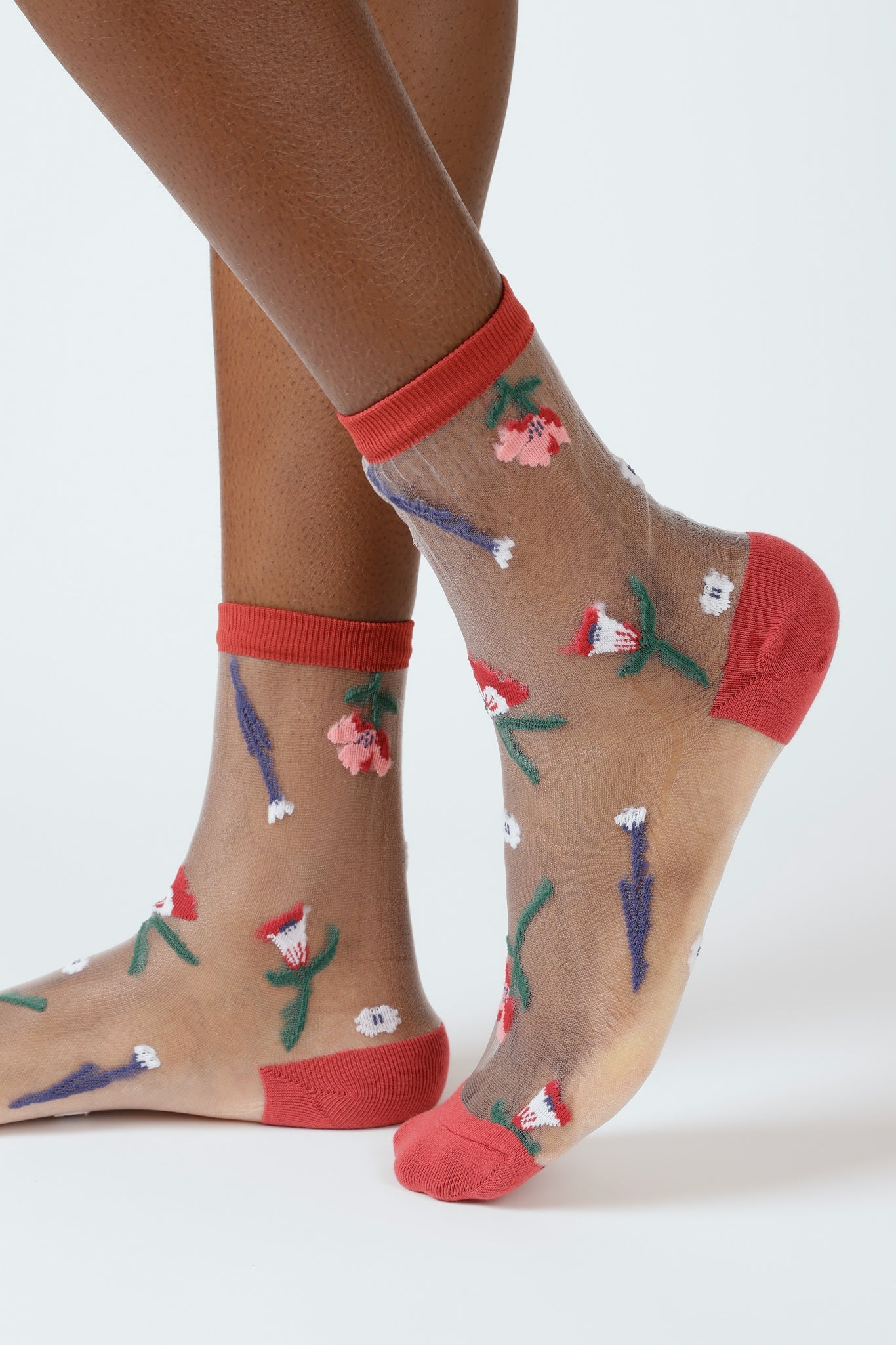 Red sheer sprouting garden socks_1