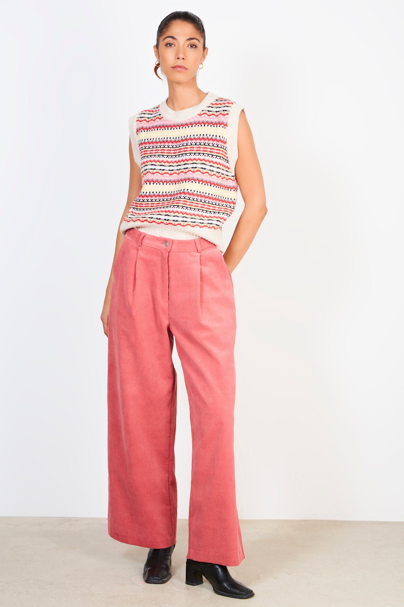 Salmon pink cinch waist corduroy trousers_3