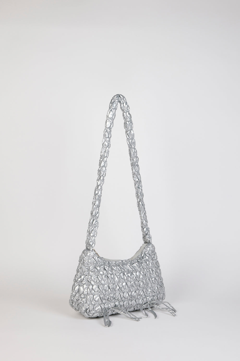 Silver textured vegan leather shoulder bag_2