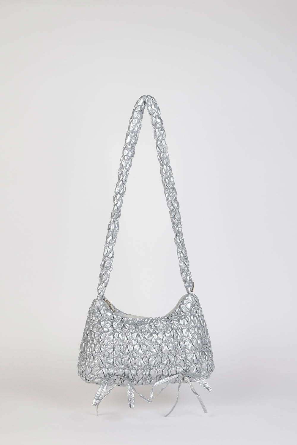Silver textured vegan leather shoulder bag_3