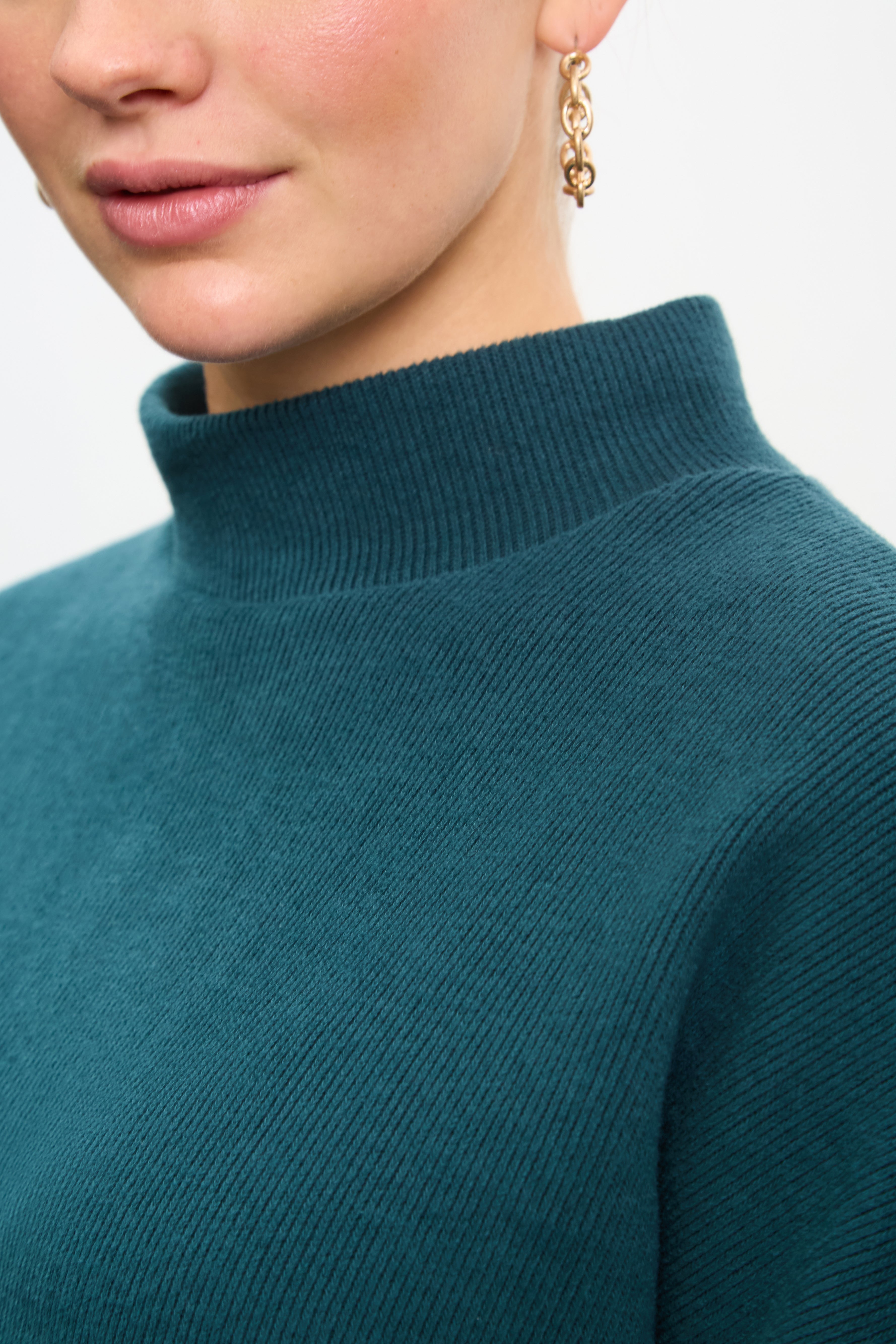 Teal micro ribbed mock neck top_3