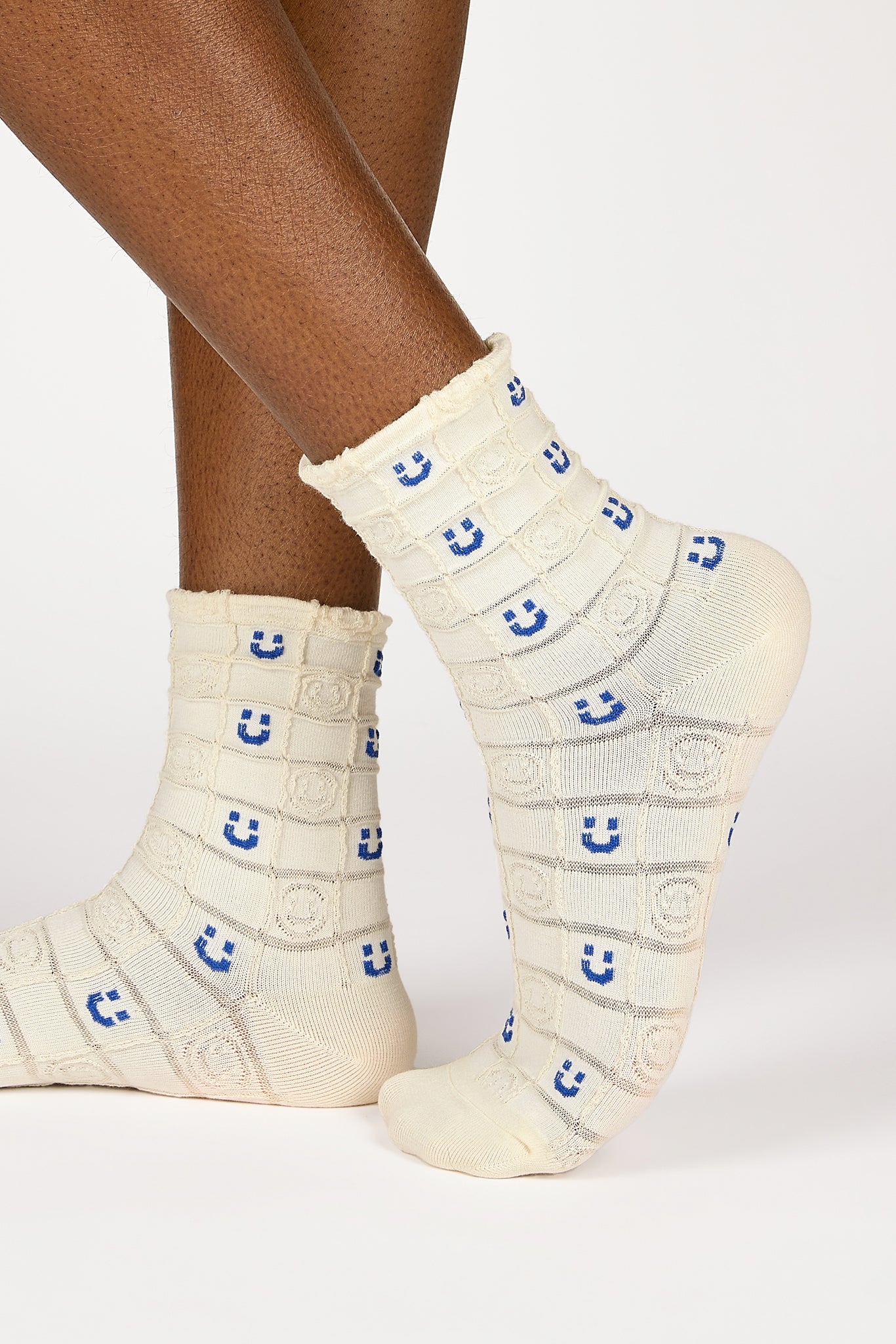 White and black checked smiley face socks_1