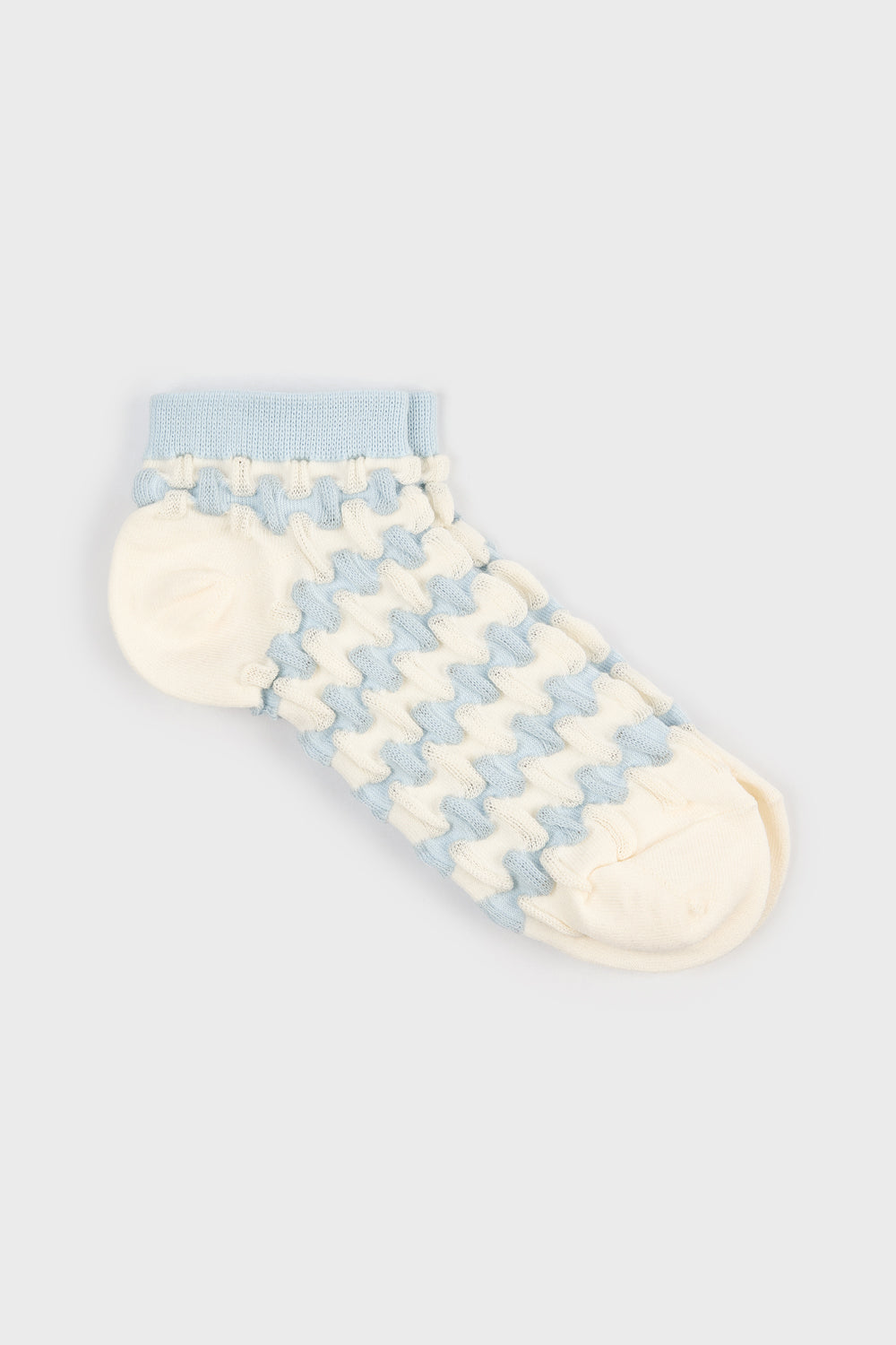White and light blue textured pop socks_3