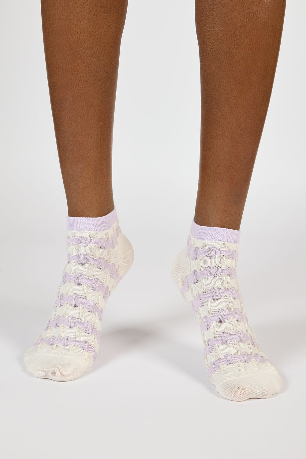 White and lilac textured pop socks_2