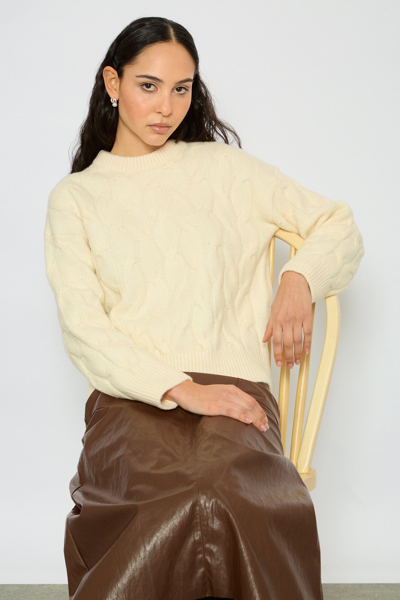 White braided cable knit jumper_5