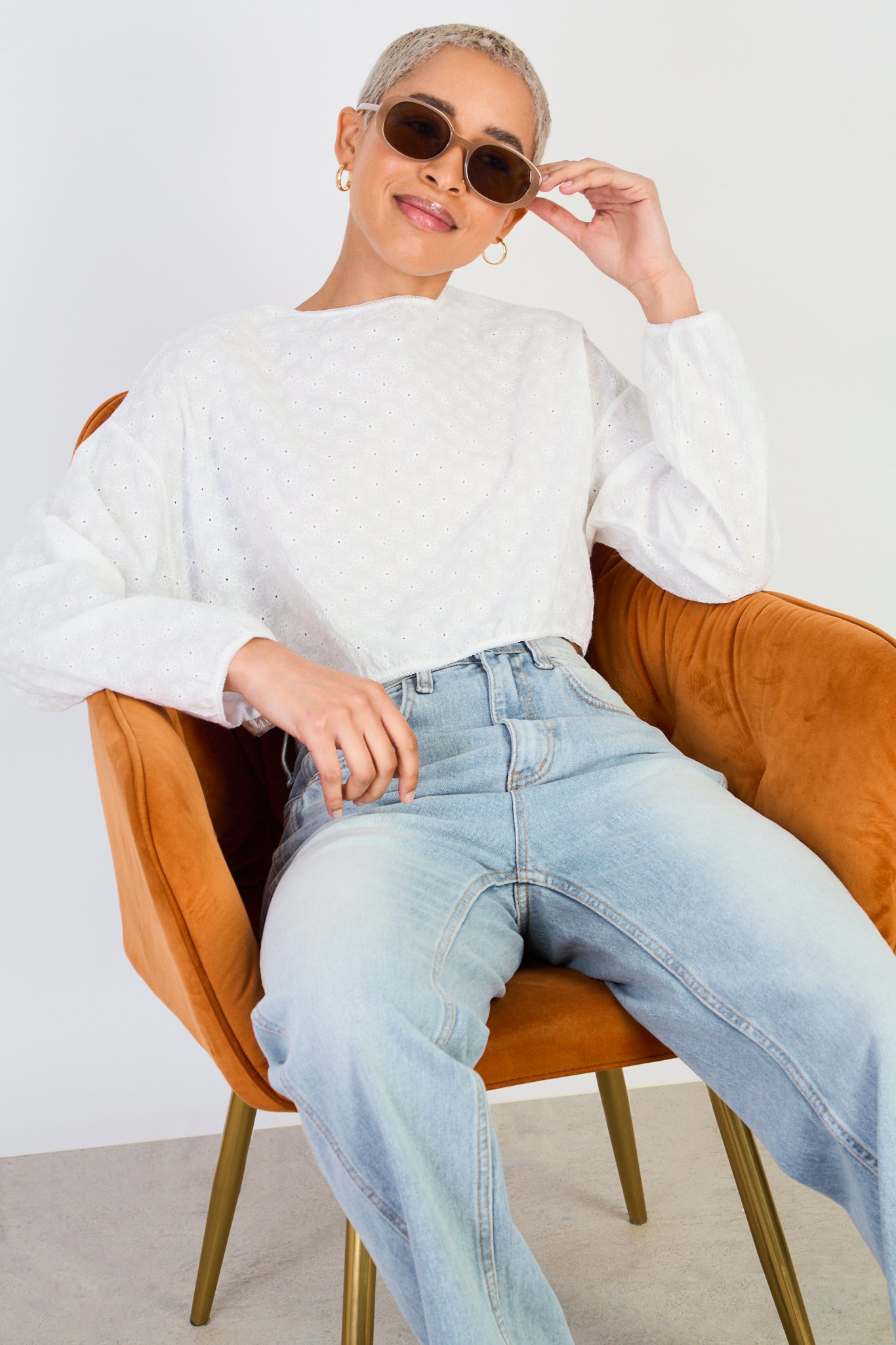 White eyelet open tie back shirt_5