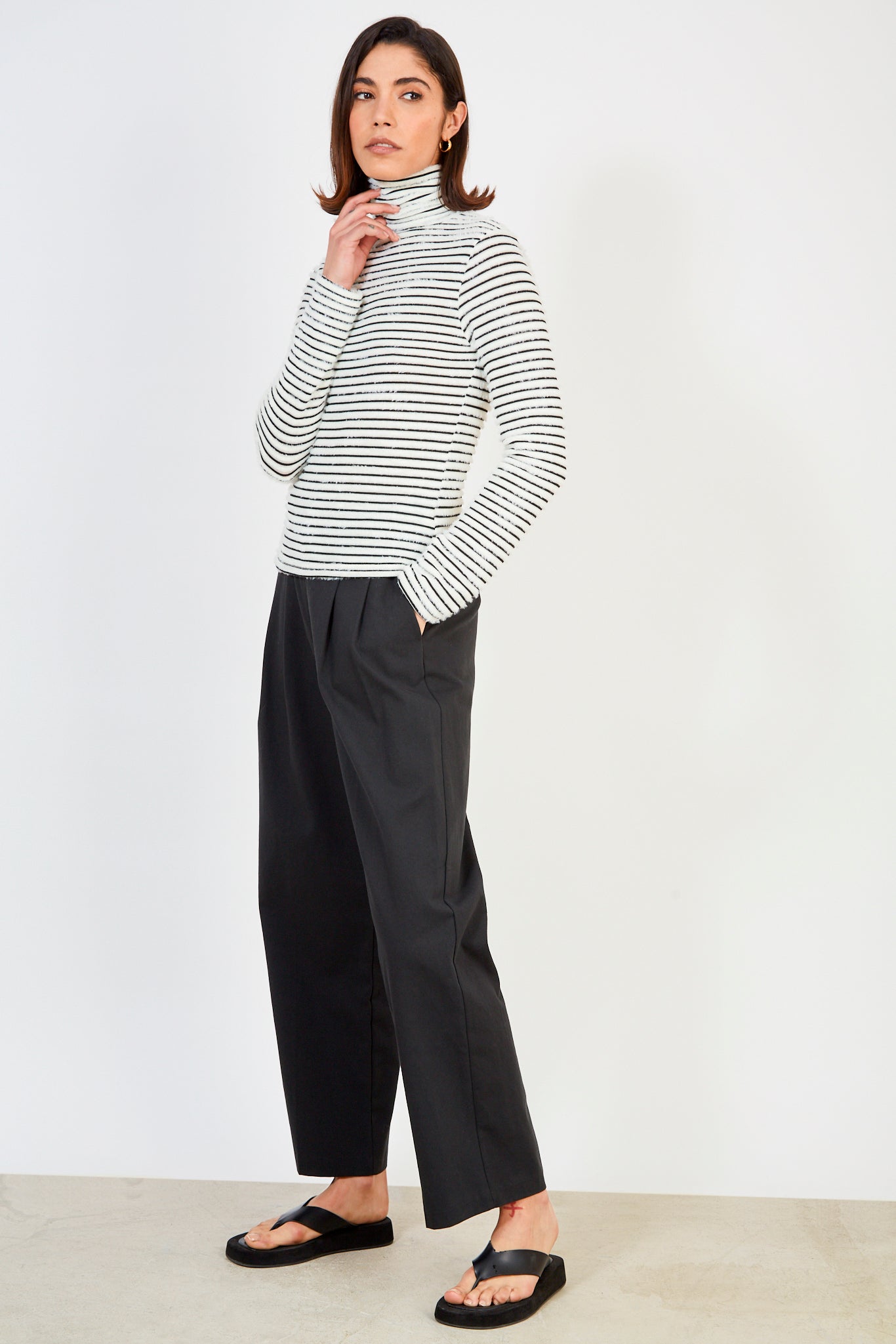 White fuzzy horizontal stripe turtleneck_5