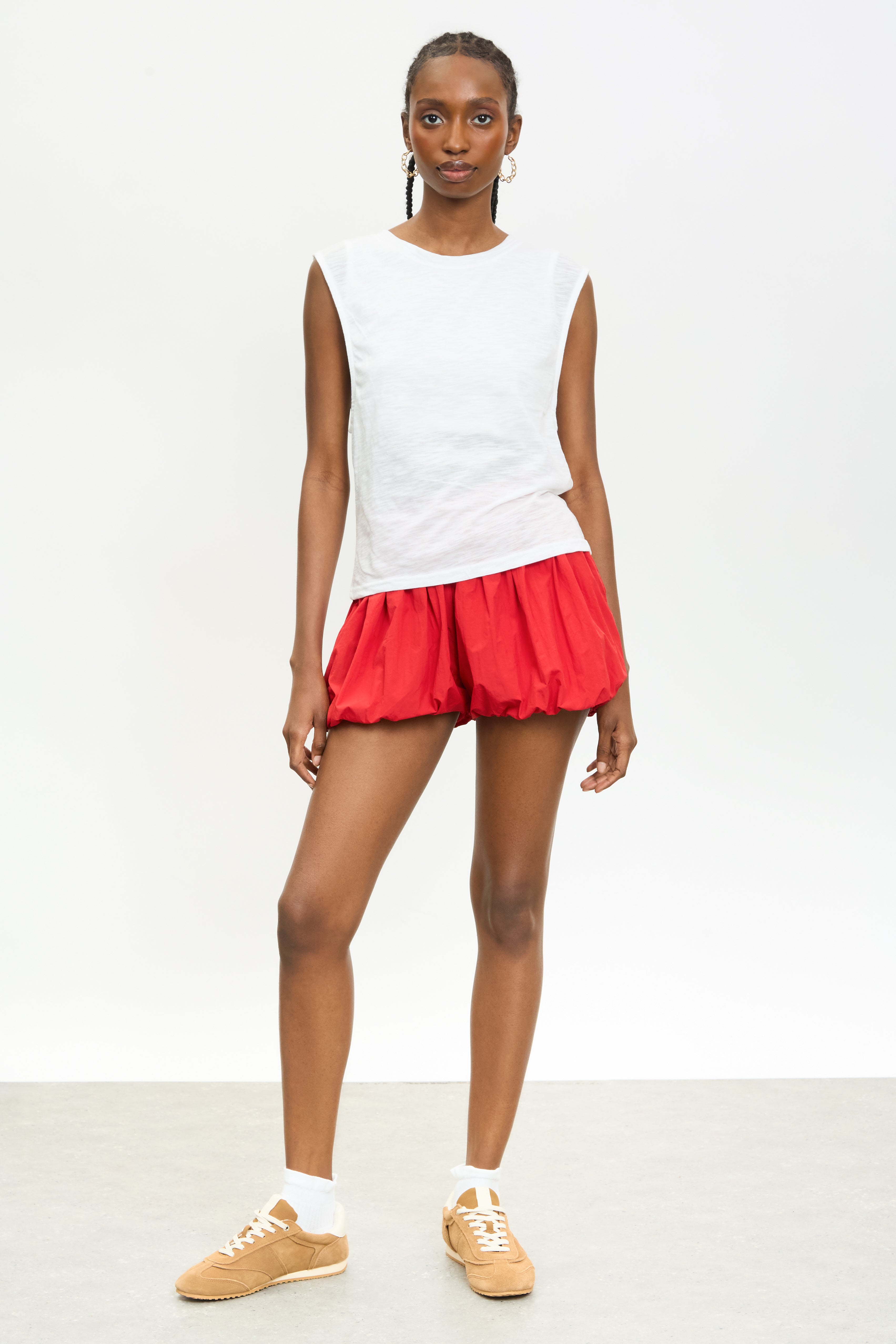 White muscle tank top_4