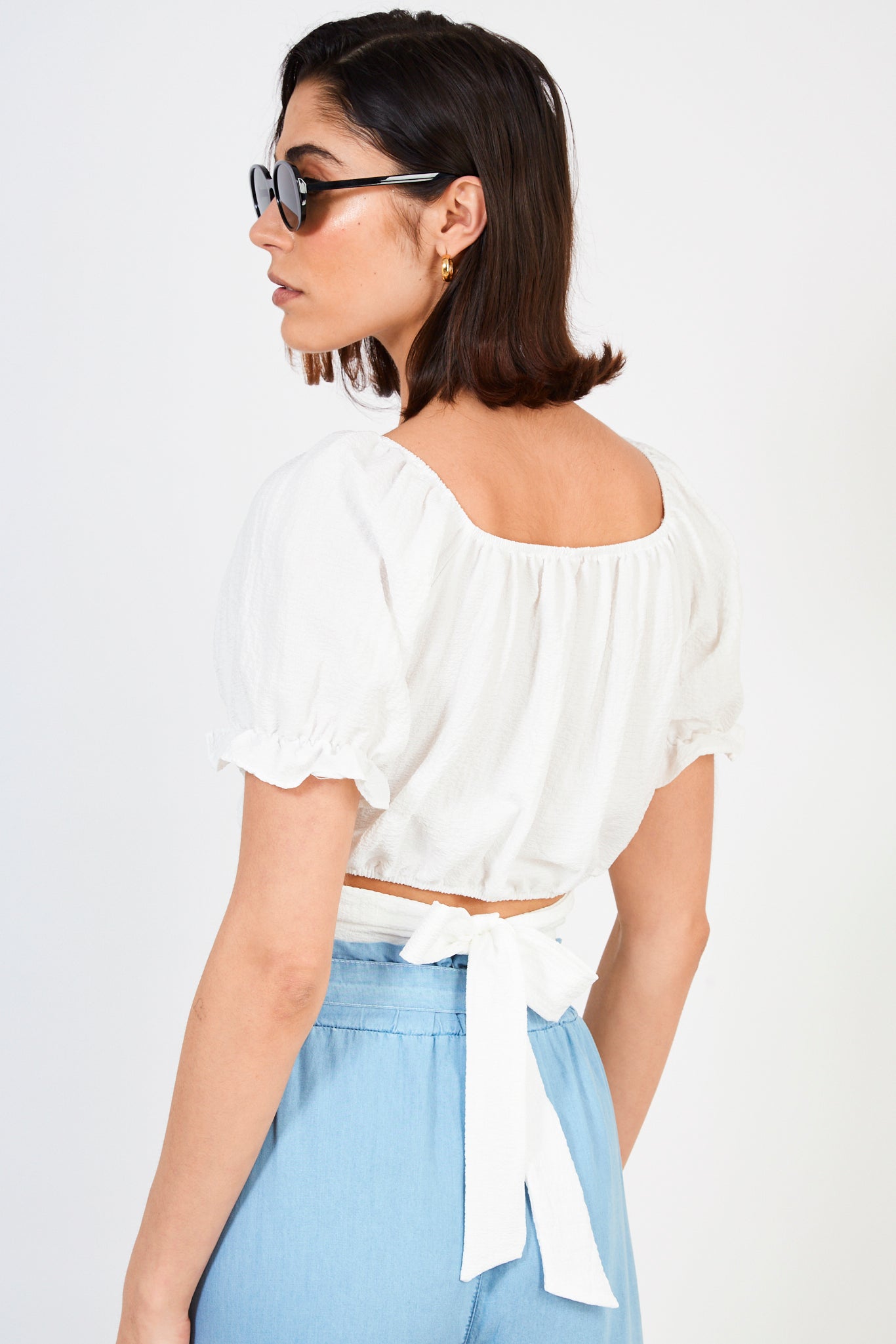 White off shoulder tie waist top_2