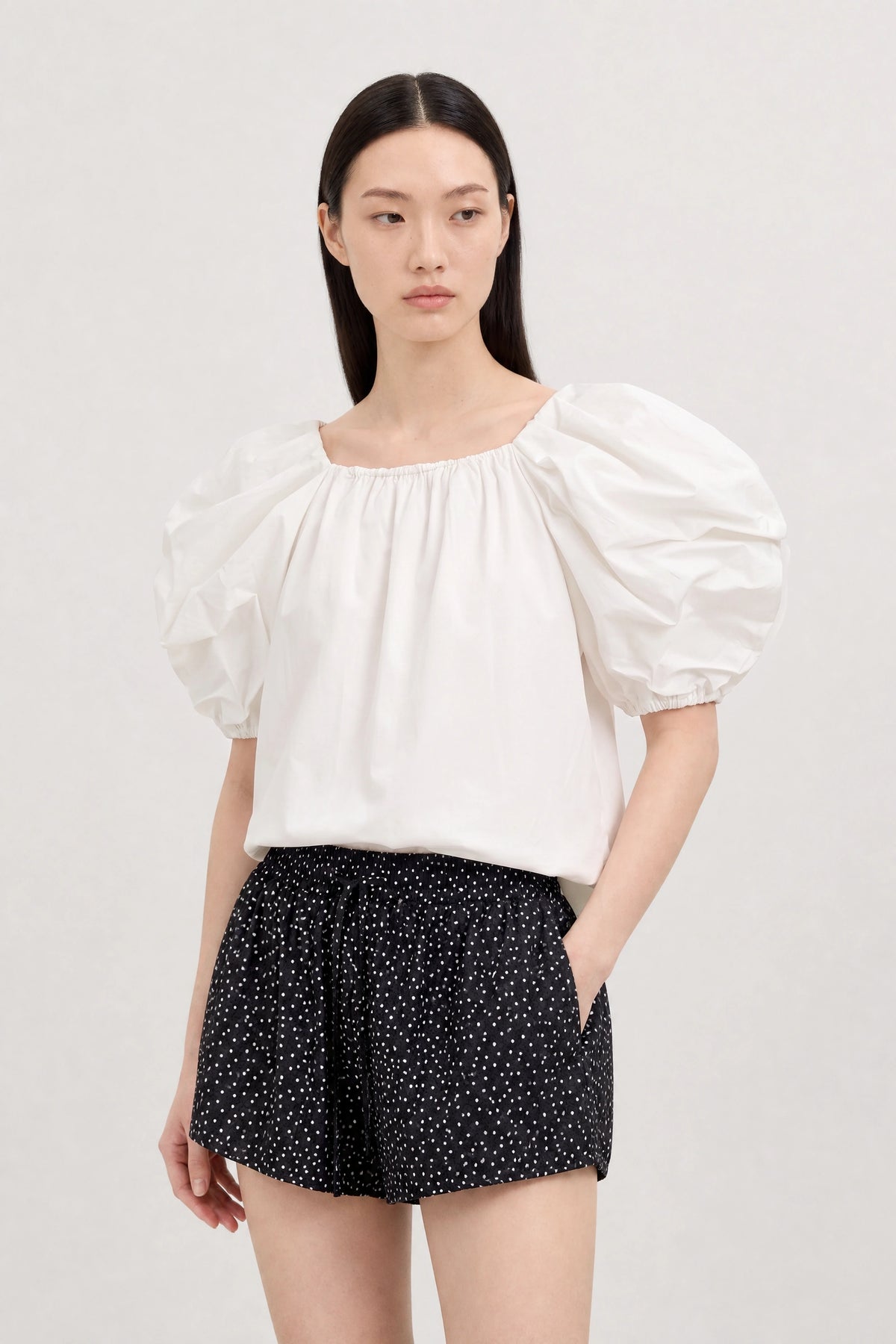 White puff sleeve blouse_1