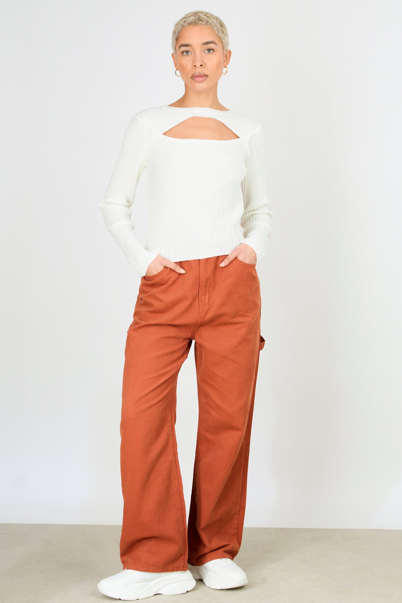 White ribbed peek front knit top_4