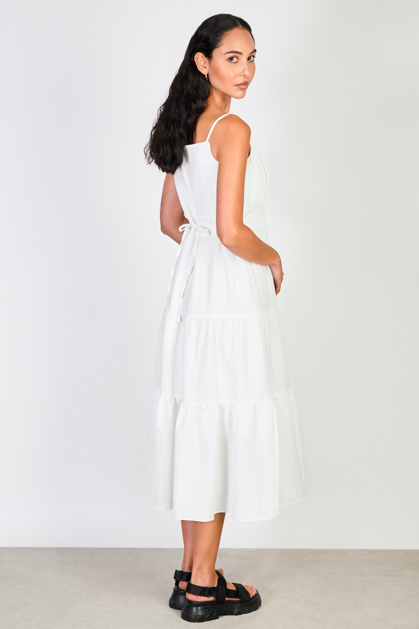 White spaghetti strapped tiered dress_2