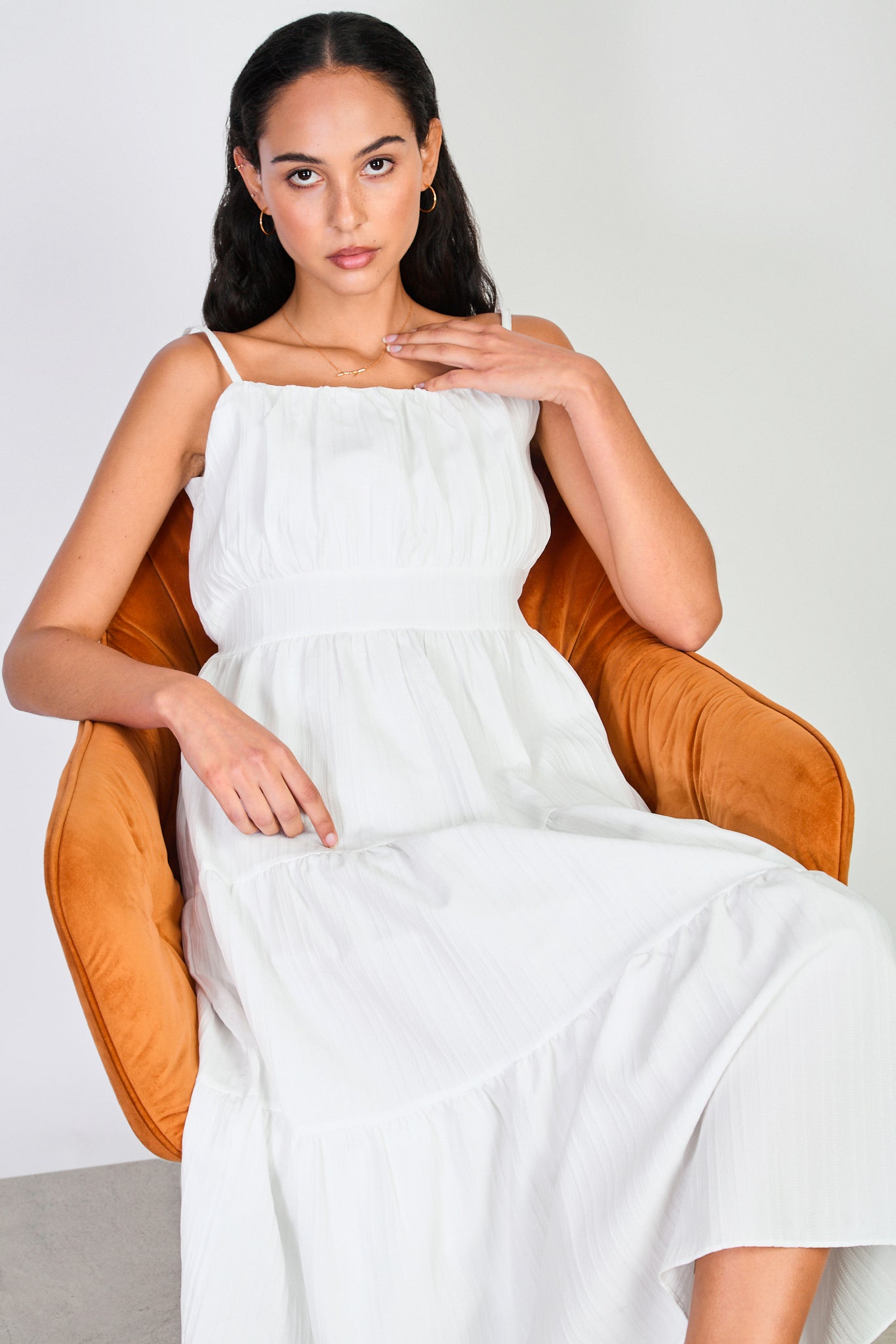 White spaghetti strapped tiered dress_5